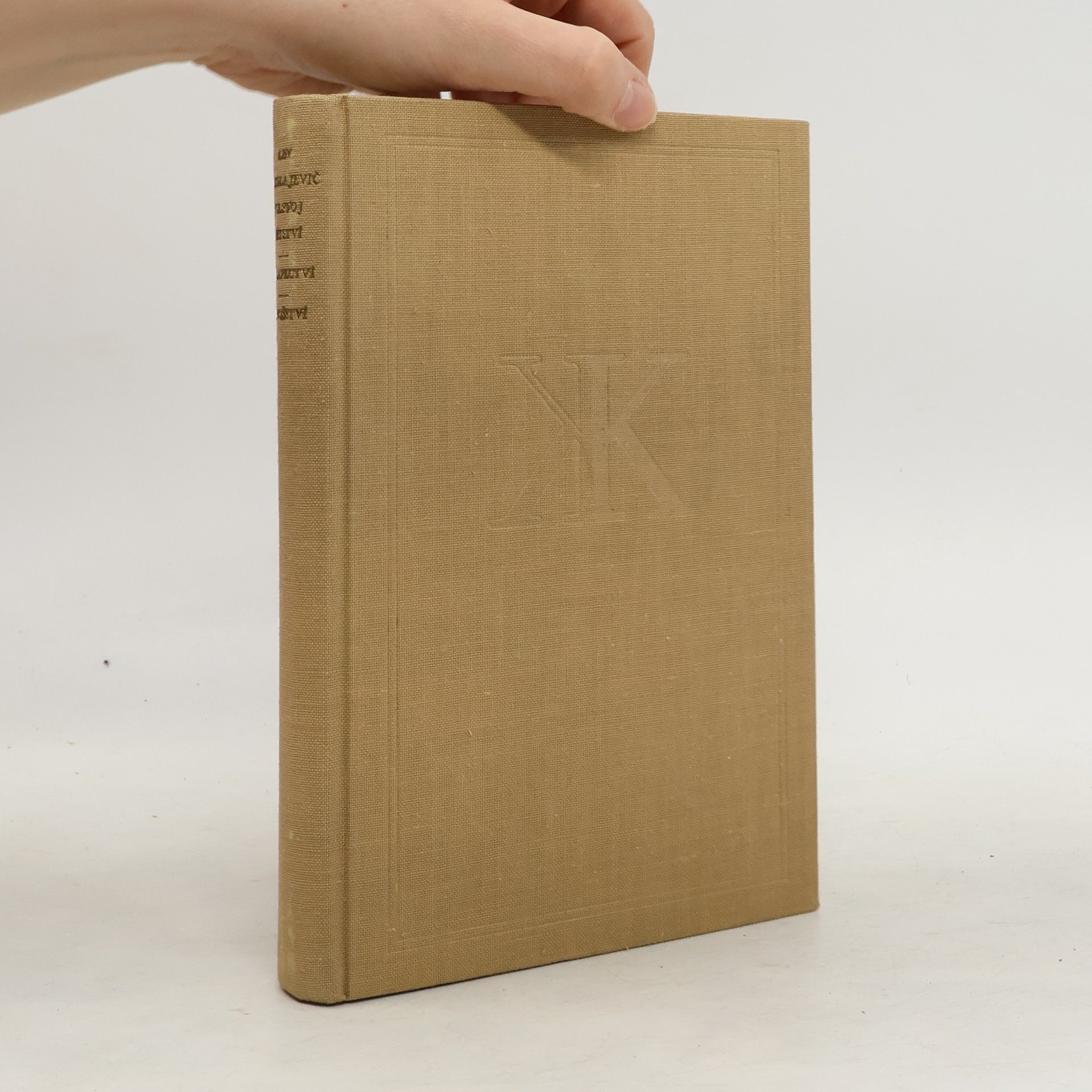 Léon Tolstoï Dětství - Chlapectví - Jinošství