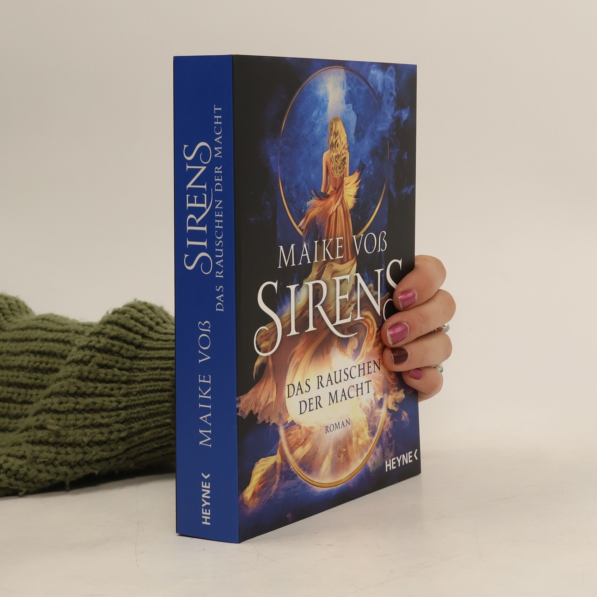 Maike Voß Sirens – Das Rauschen der Macht. Mit farbig gestaltetem Buchschnitt – nur in limitierter Erstauflage der gedruckten Ausgabe - Roman