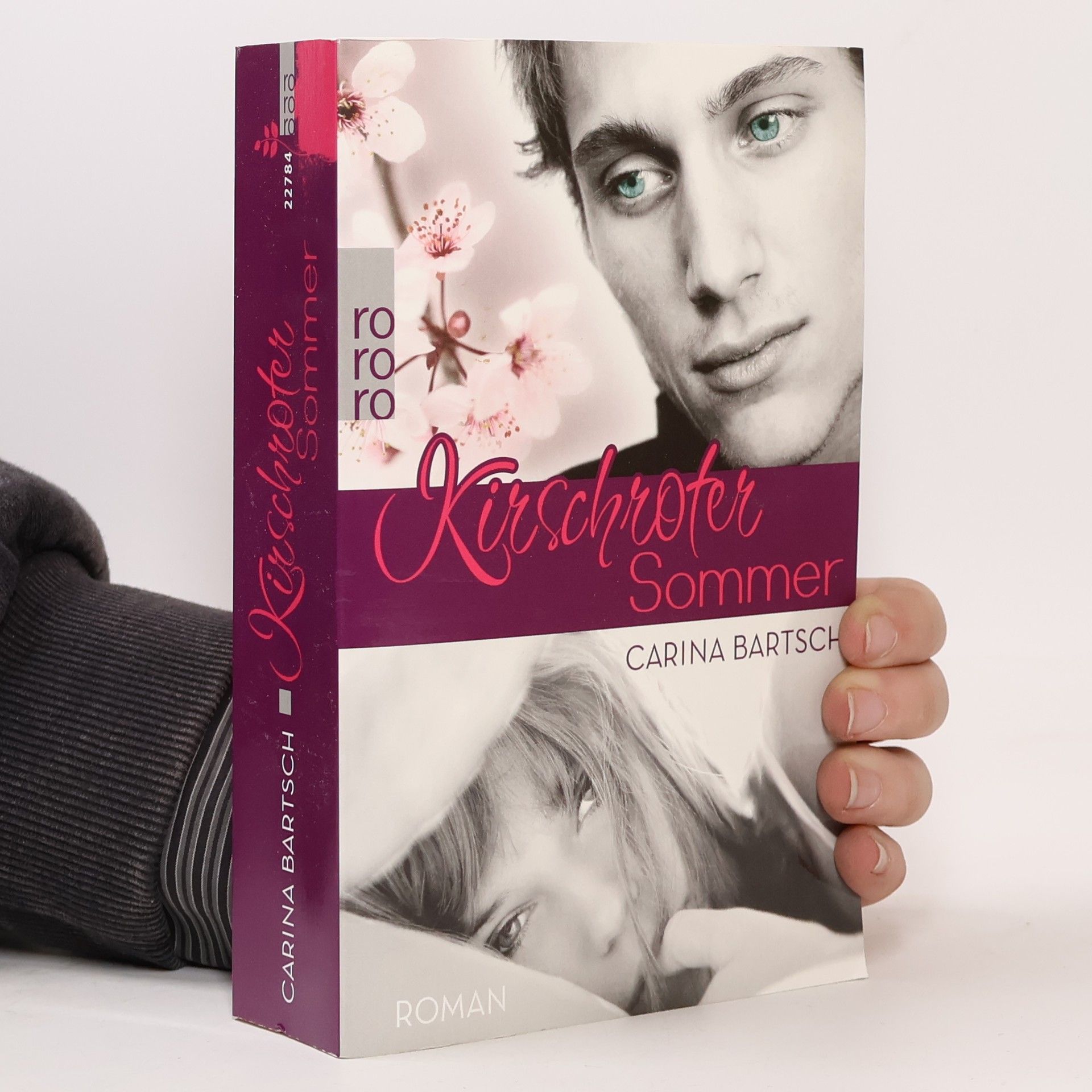 Carina Bartsch Kirschroter Sommer