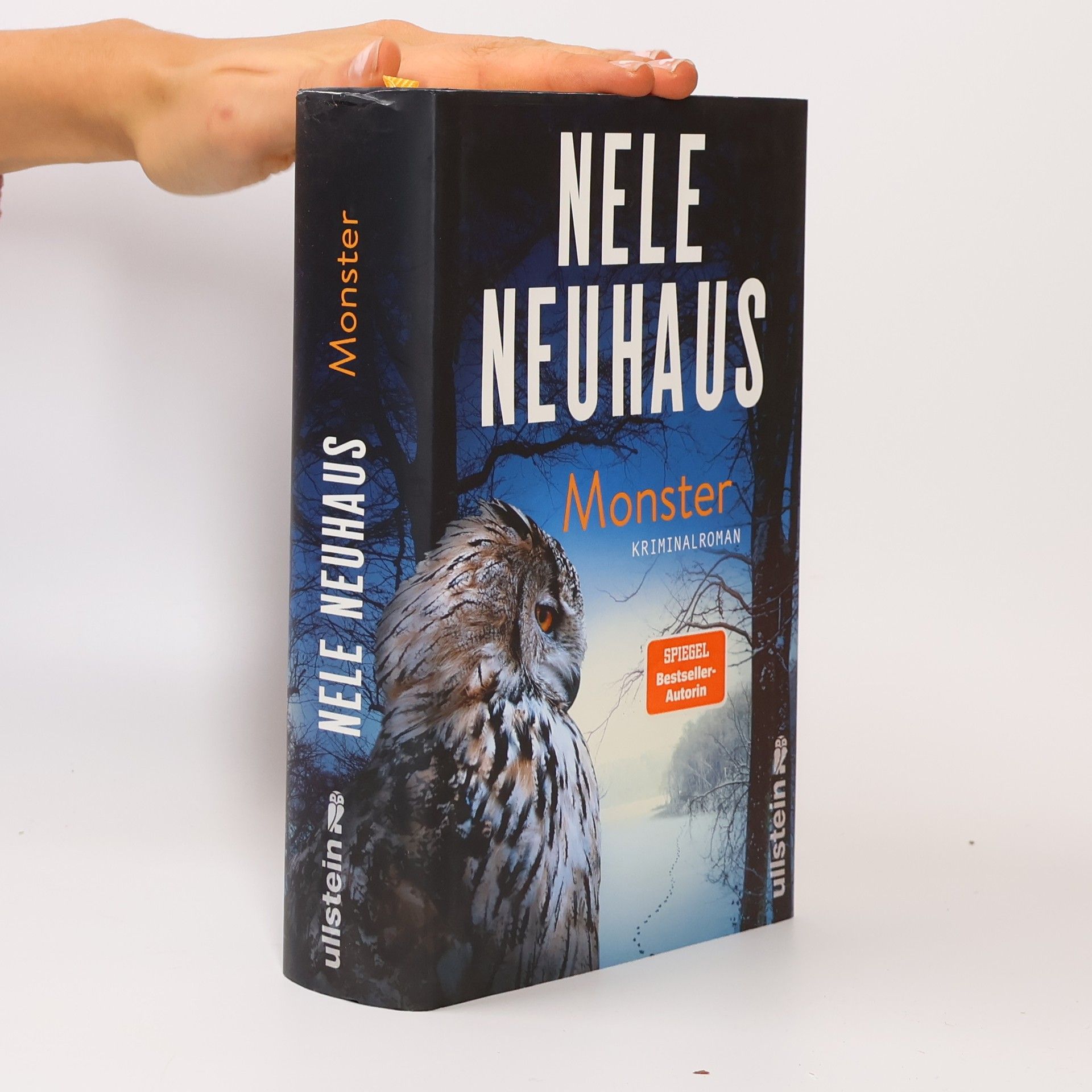 Nele Neuhaus Monster