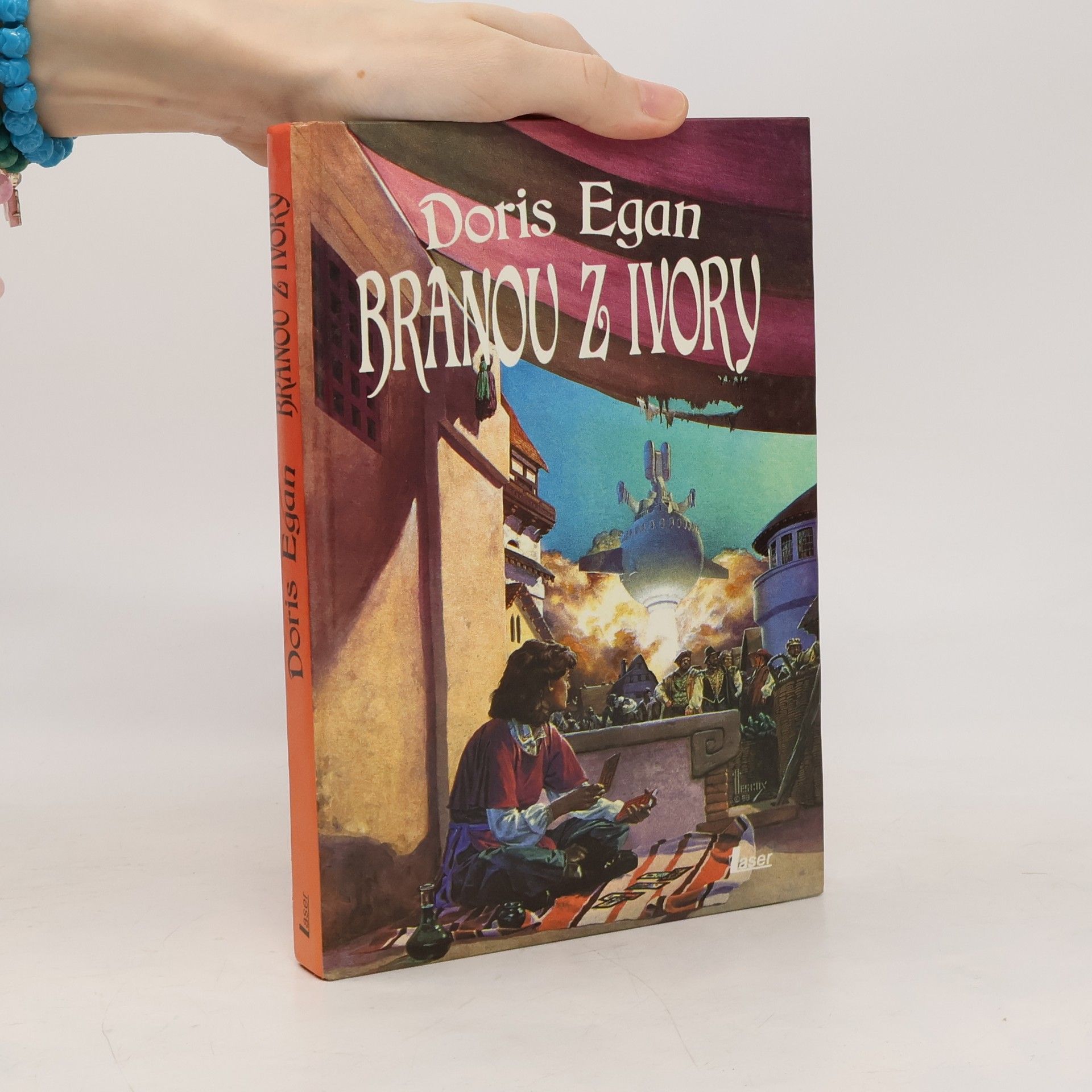 Doris Egan Branou z Ivory
