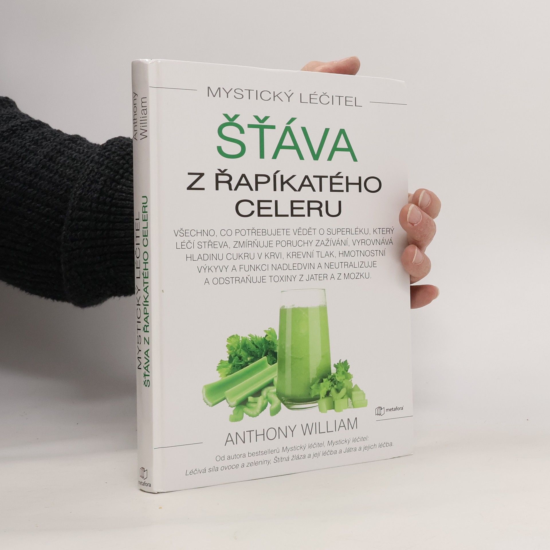 Anthony William Šťáva z řapíkatého celeru