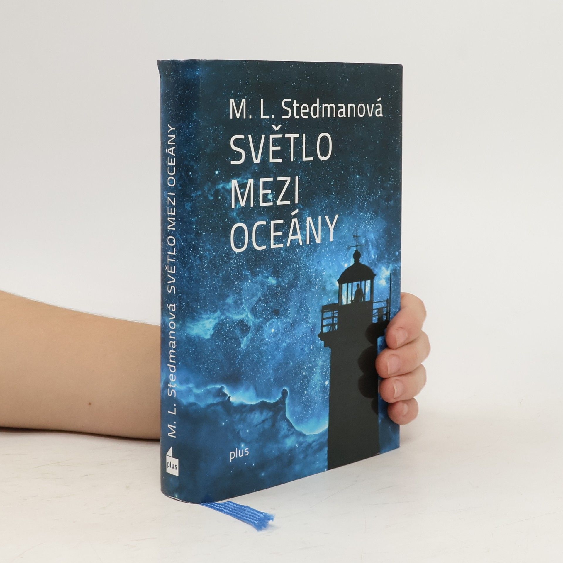 M. L. Stedman Světlo mezi oceány
