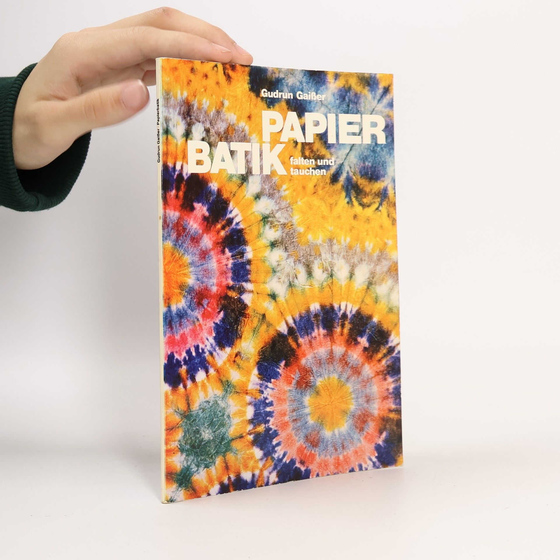 Gudrun Gasseri Papier-Batik