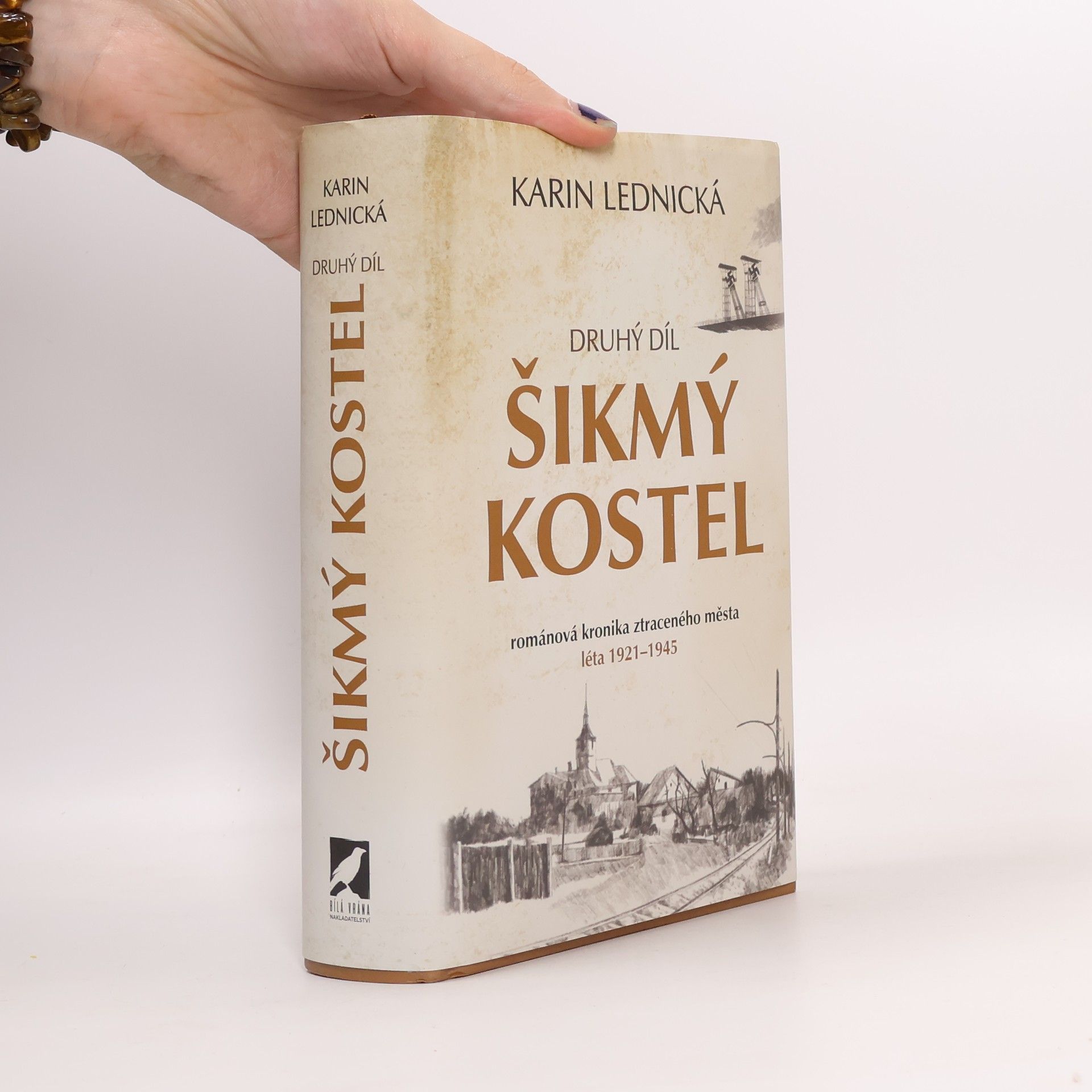 Karin Lednická Šikmý kostel 2