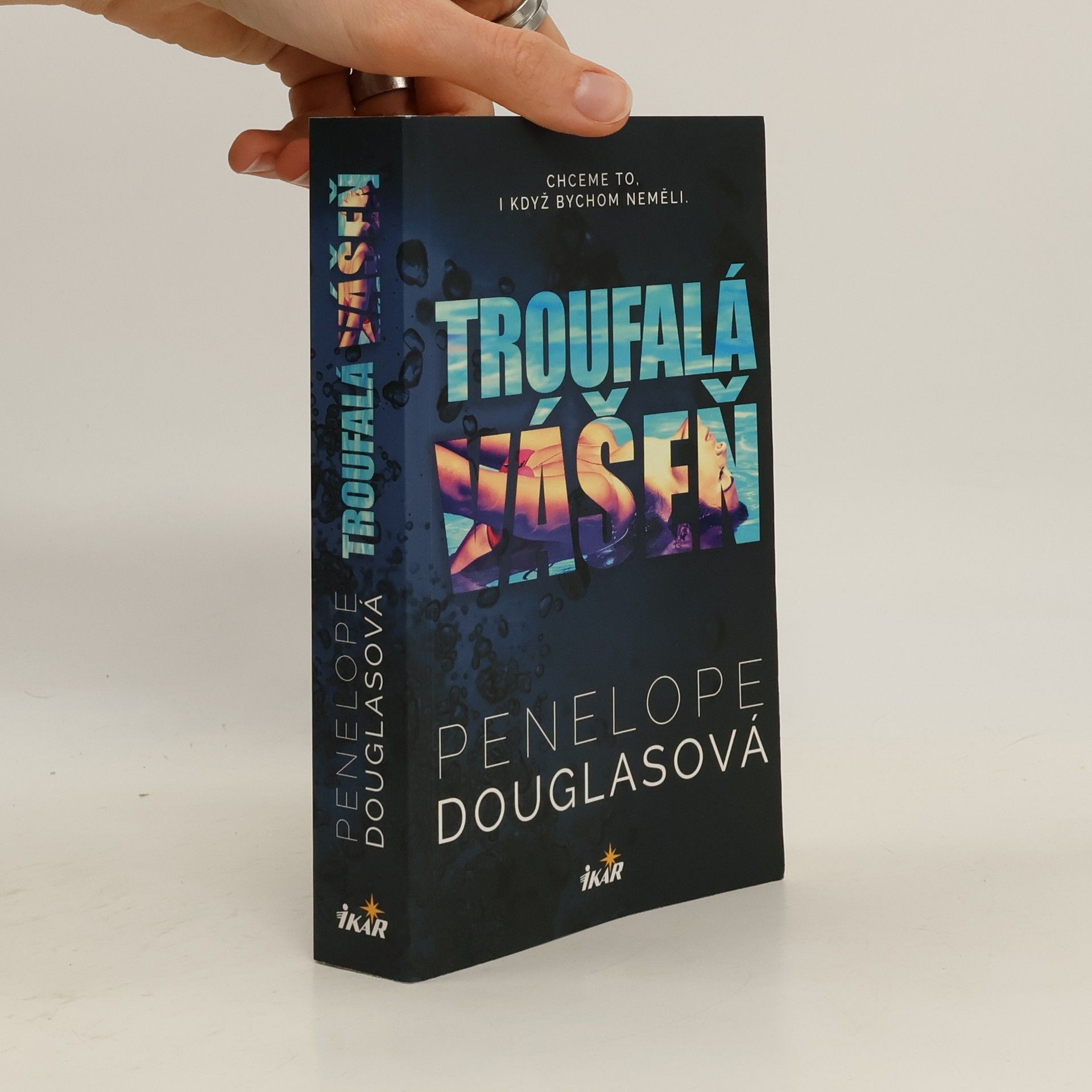 Penelope Douglas Troufalá vášeň