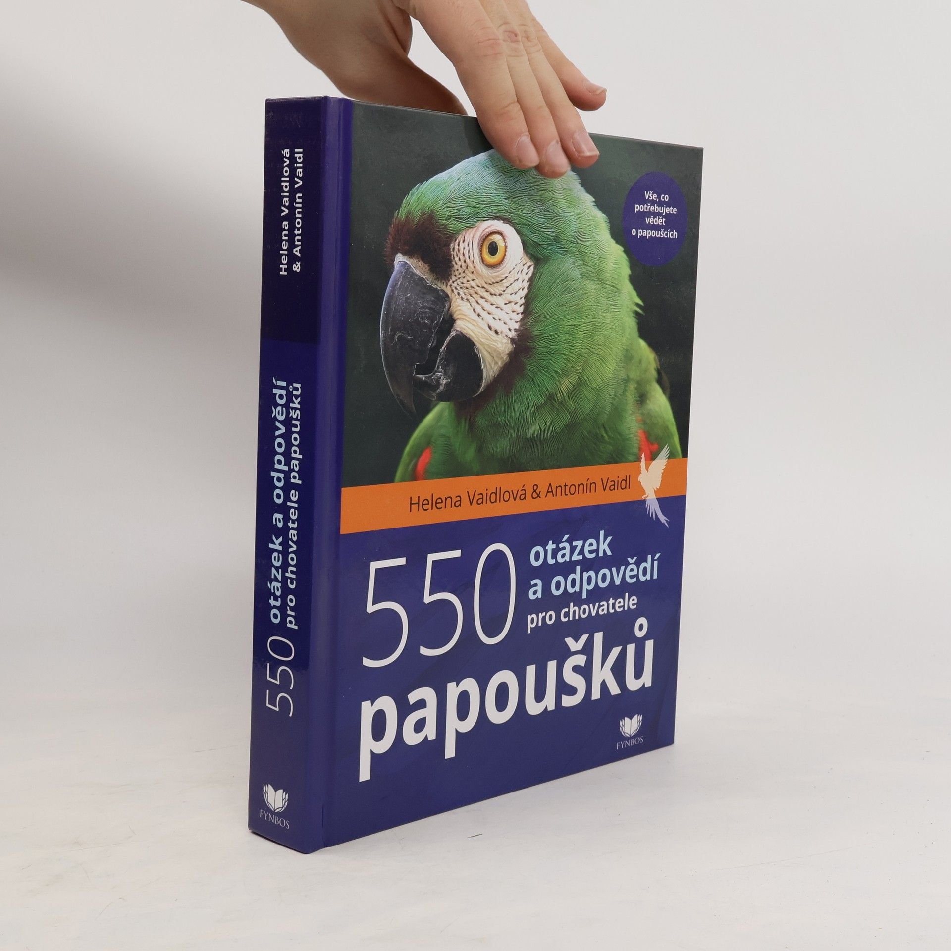 550 otázek a odpovědí pro chovatele papoušků