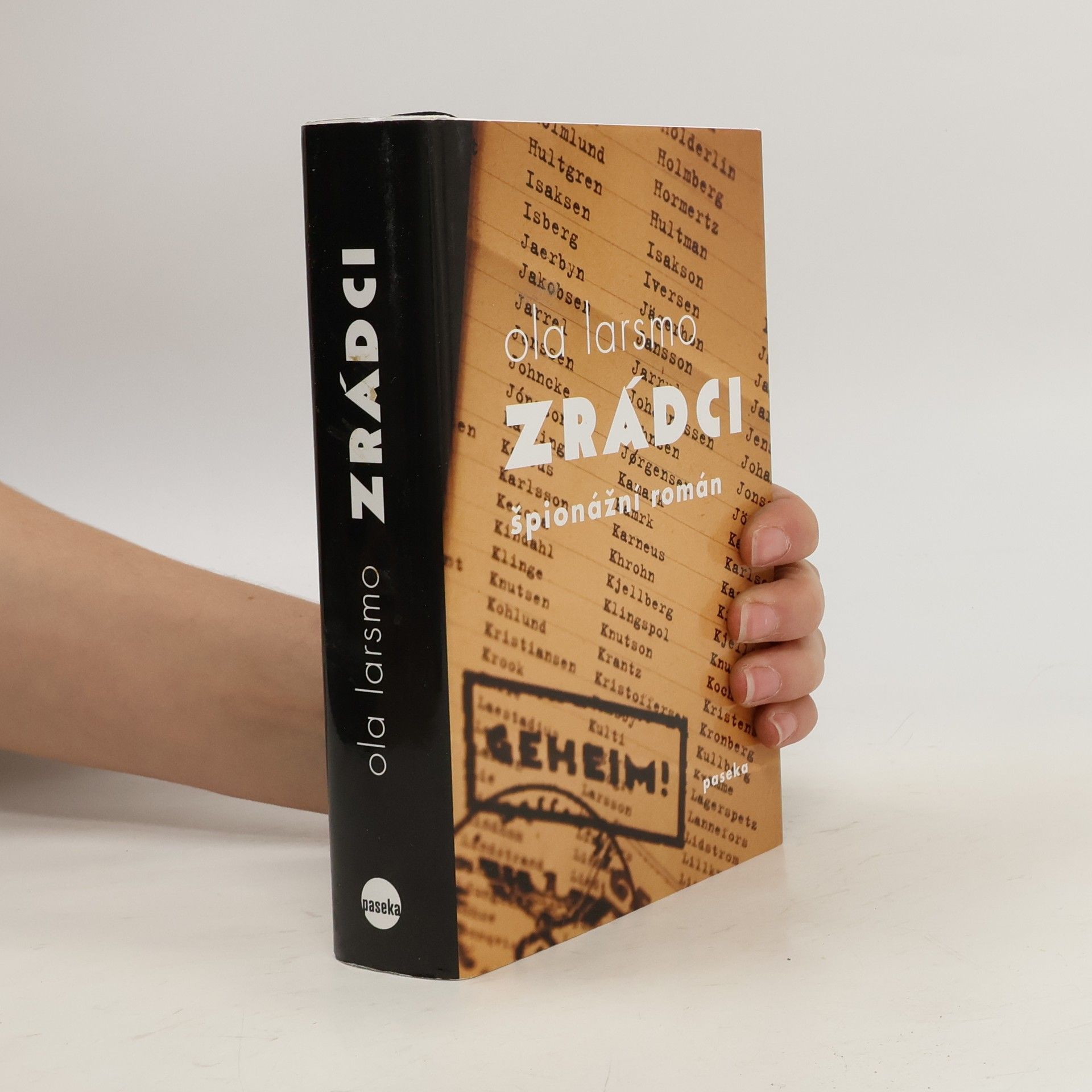 Ola Larsmo Zrádci