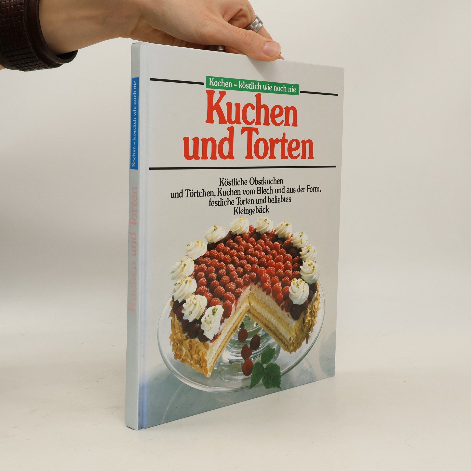 Kolektiv autorů Kuchen und Torten