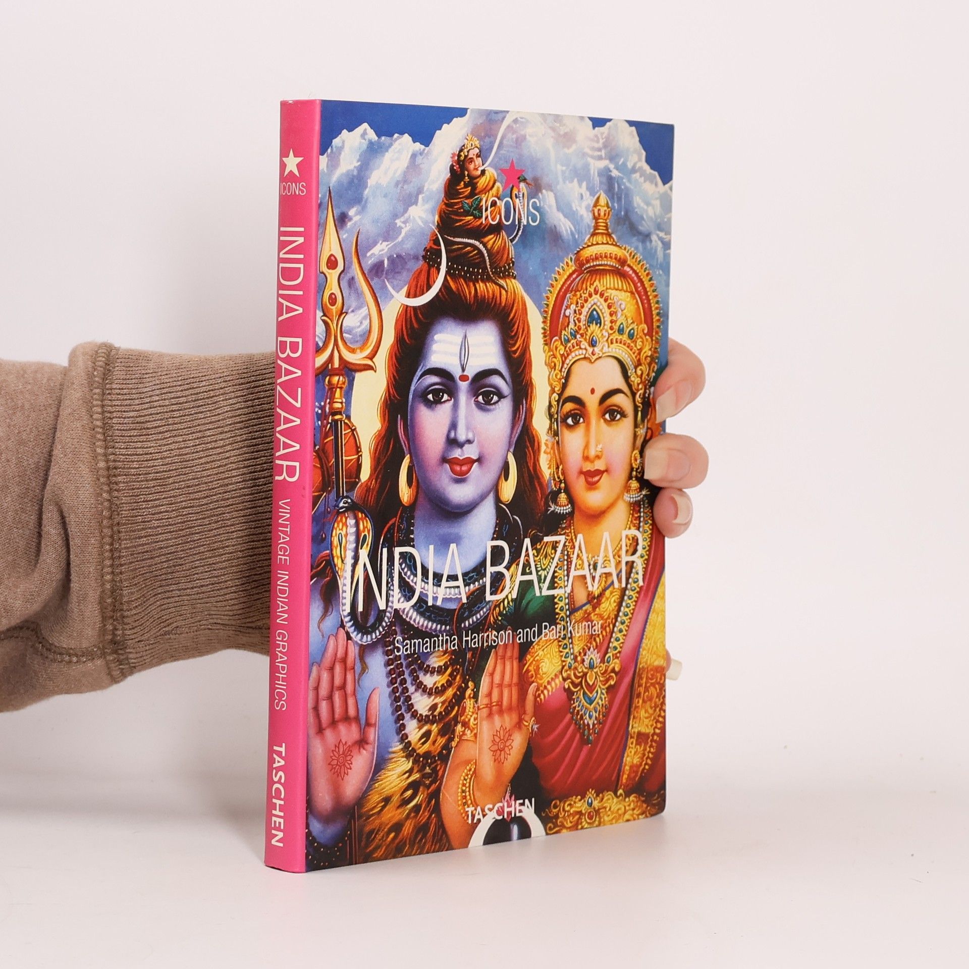 Samantha Harrison India bazaar