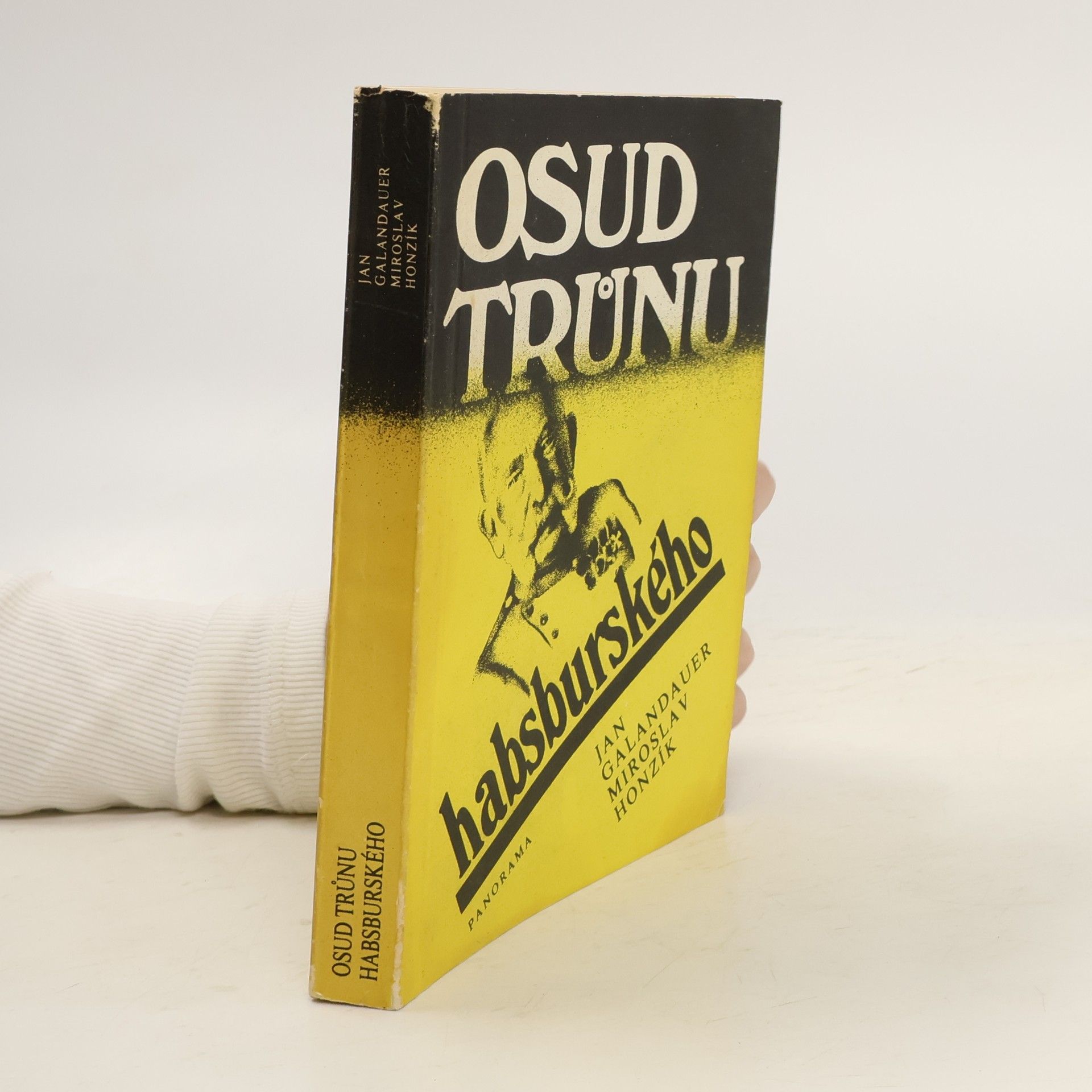 Osud trůnu habsburského