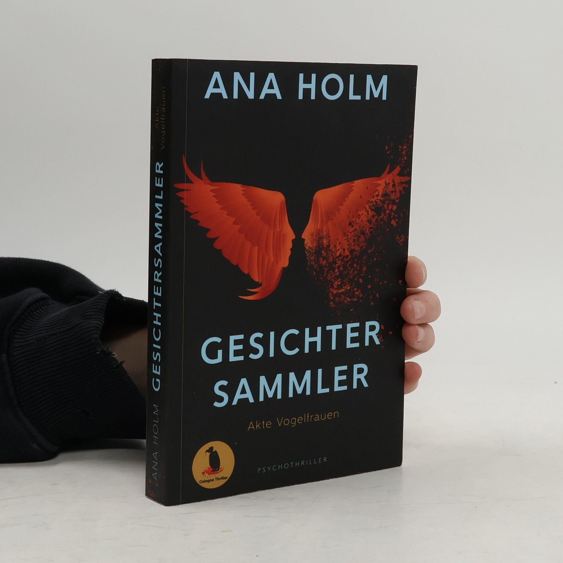 Ana Holm Gesichtersammler. Akte Vogelfrauen