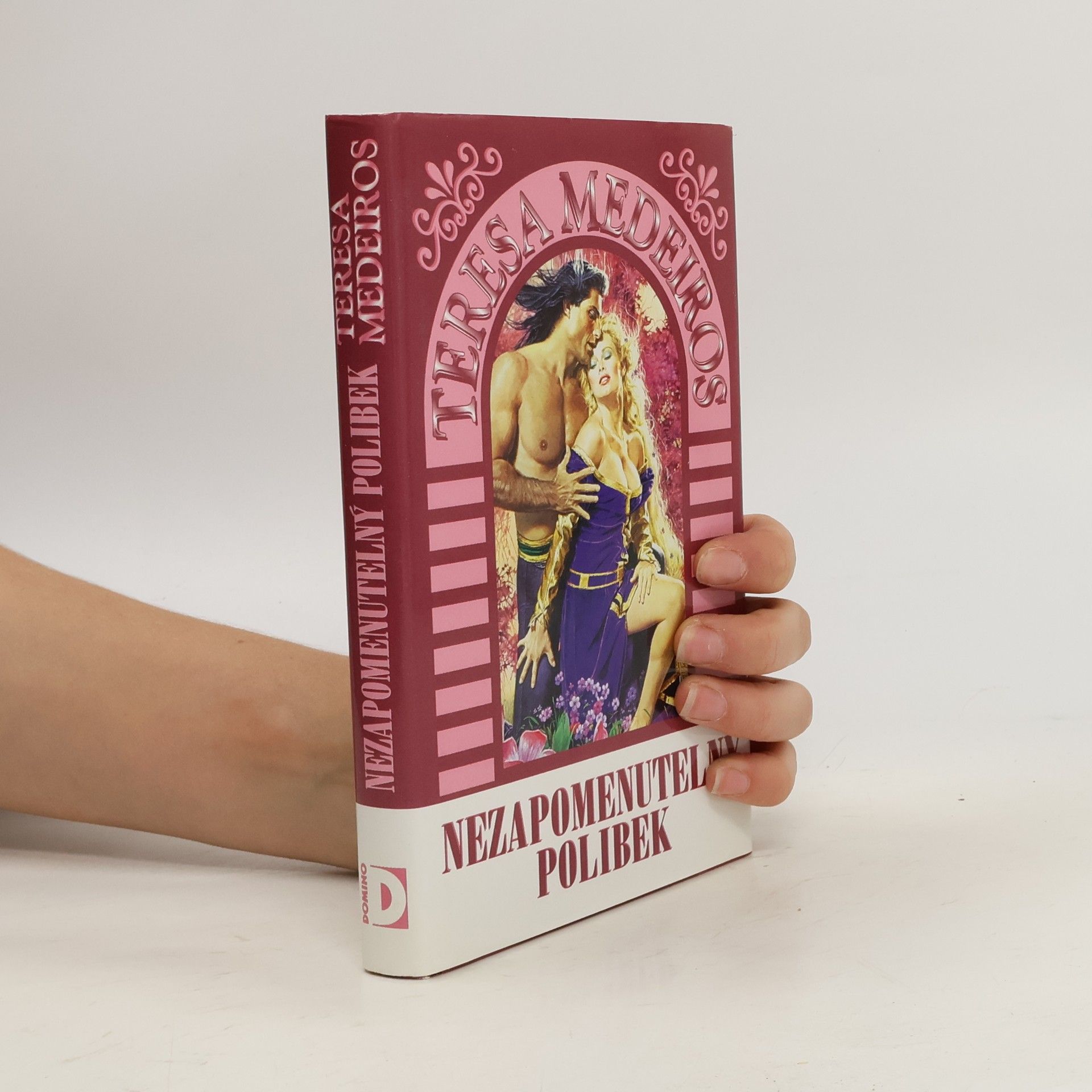 Medeiros Teresa Nezapomenutelný polibek
