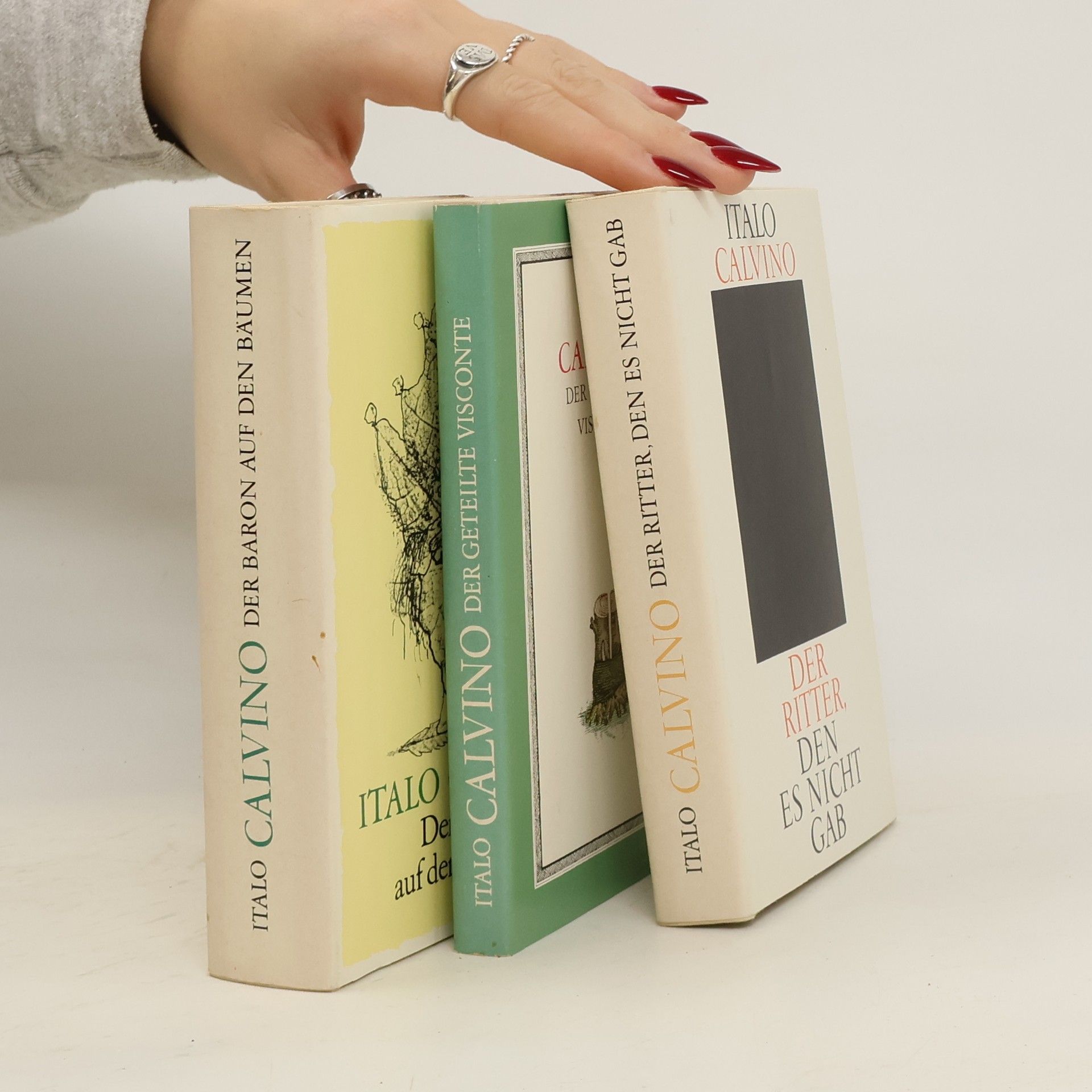 Italo Calvino Der Ritter, den es nicht gab. Der geteilte Visconte. Der Baron auf den Bäumen