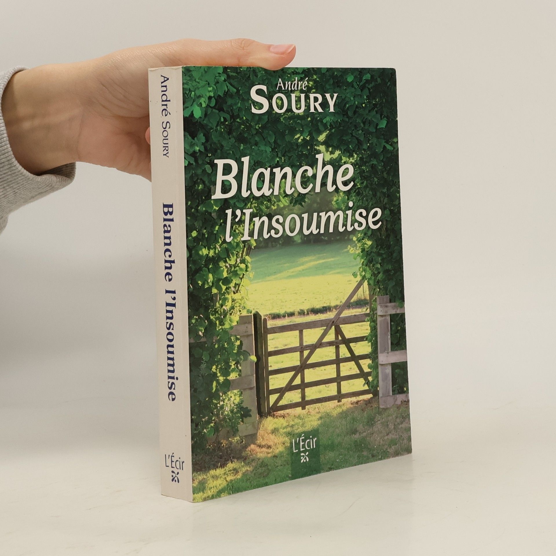 André Soury Blanche l'Insoumise