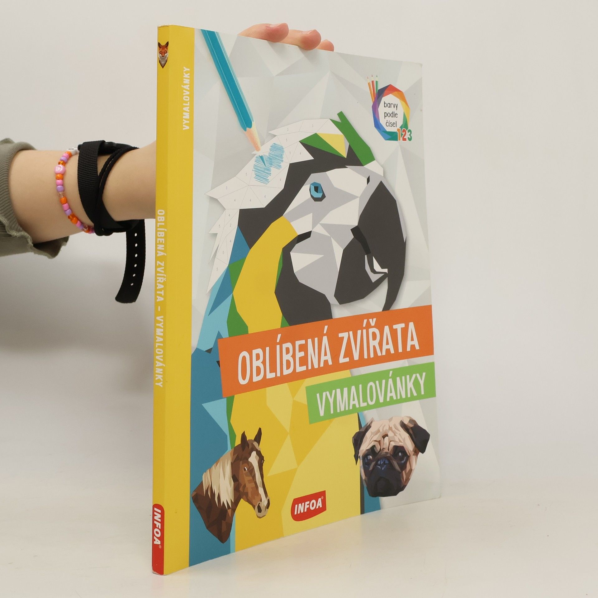 AA.VV. Oblíbená zvířátka - Vymalovánky