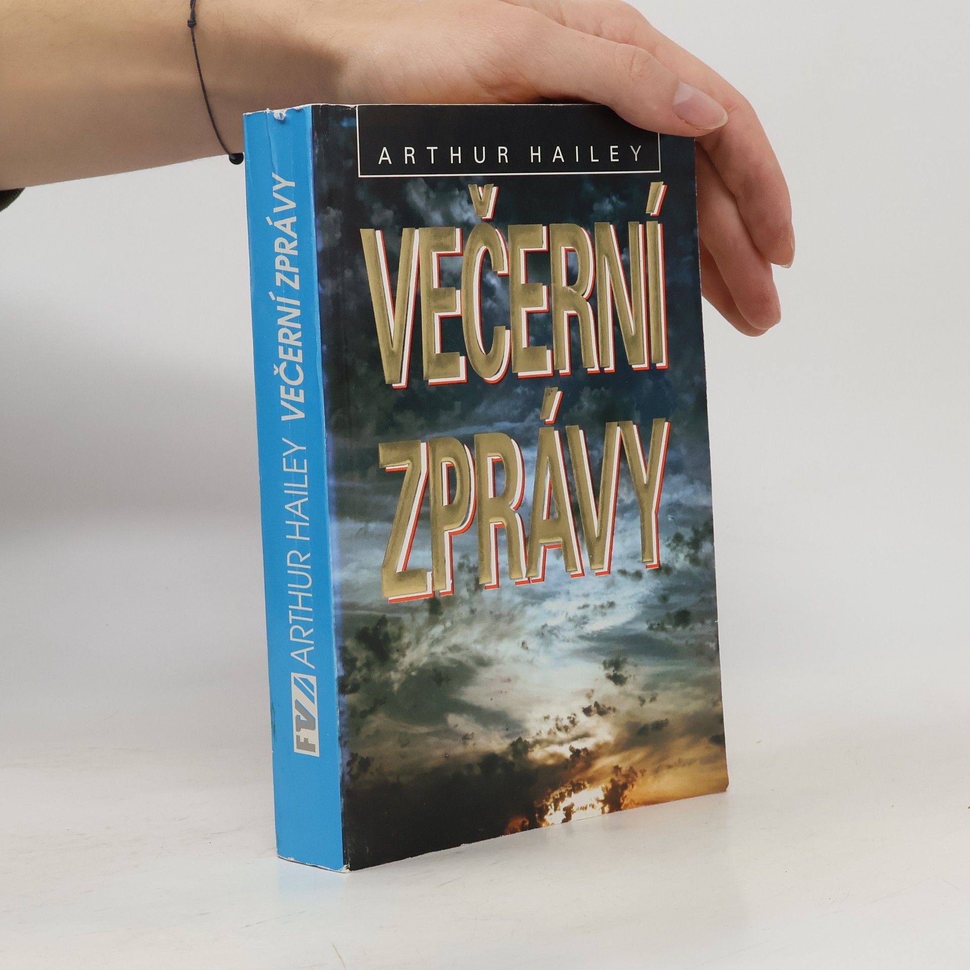 Arthur Hailey Večerní zprávy