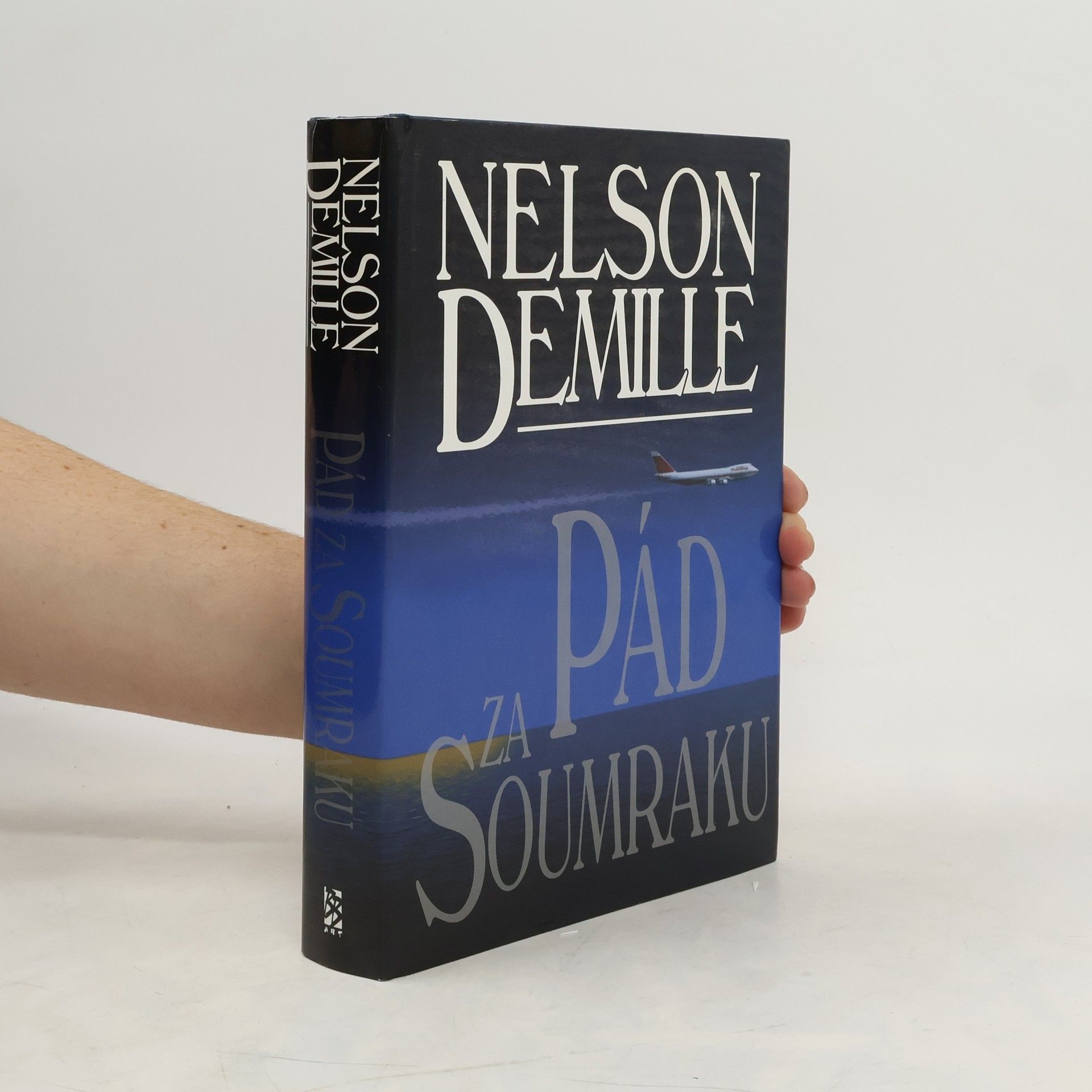 Nelson DeMille Pád za soumraku