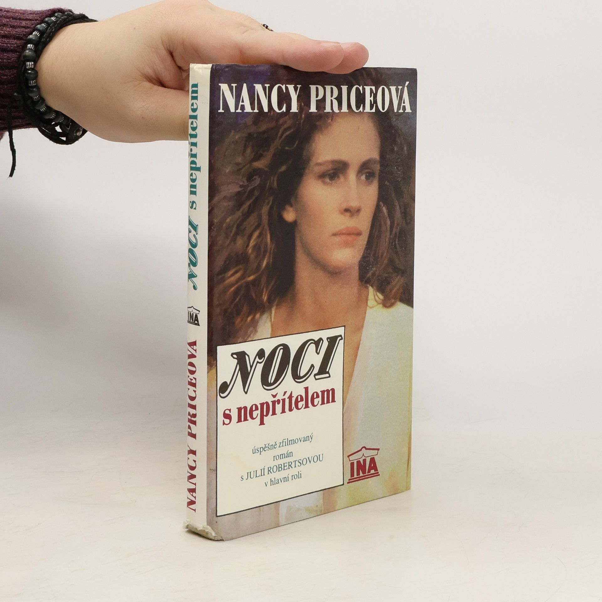 Nancy Price Noci s nepřítelem