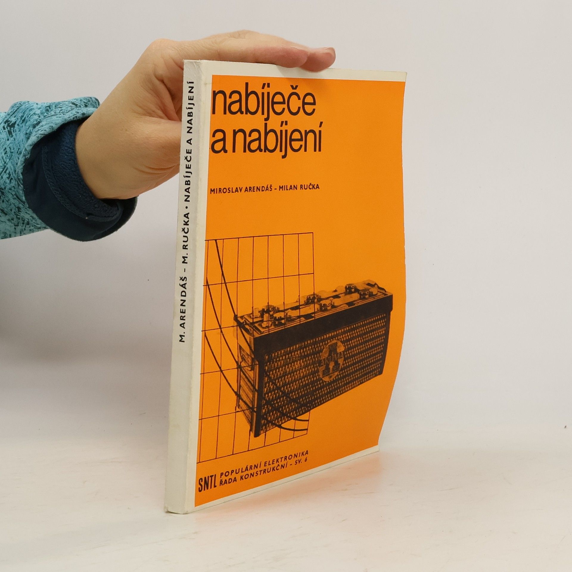 Milan Ručka Nabíječe a nabíjení