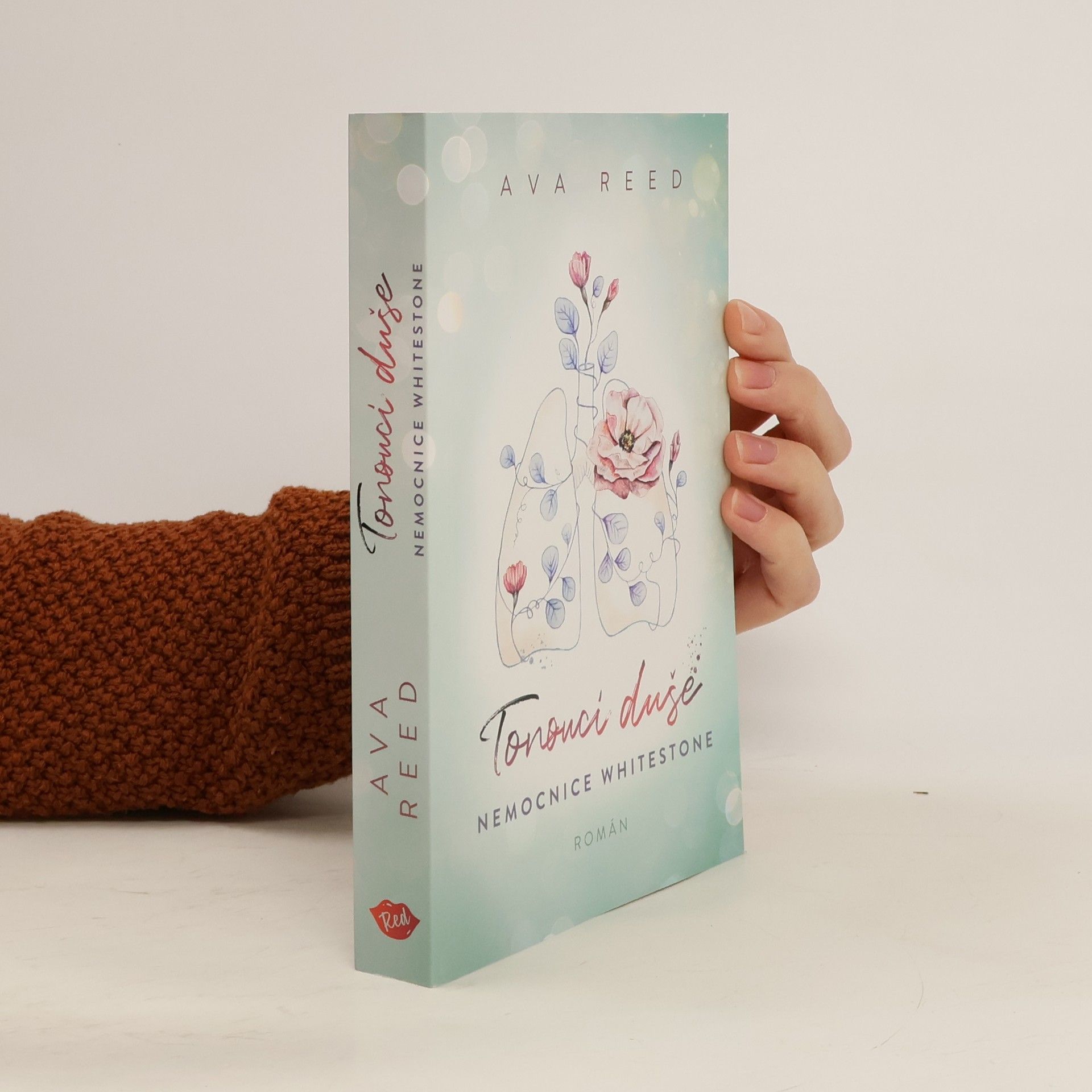 Ava Reed Nemocnice Whitestone. Tonoucí duše