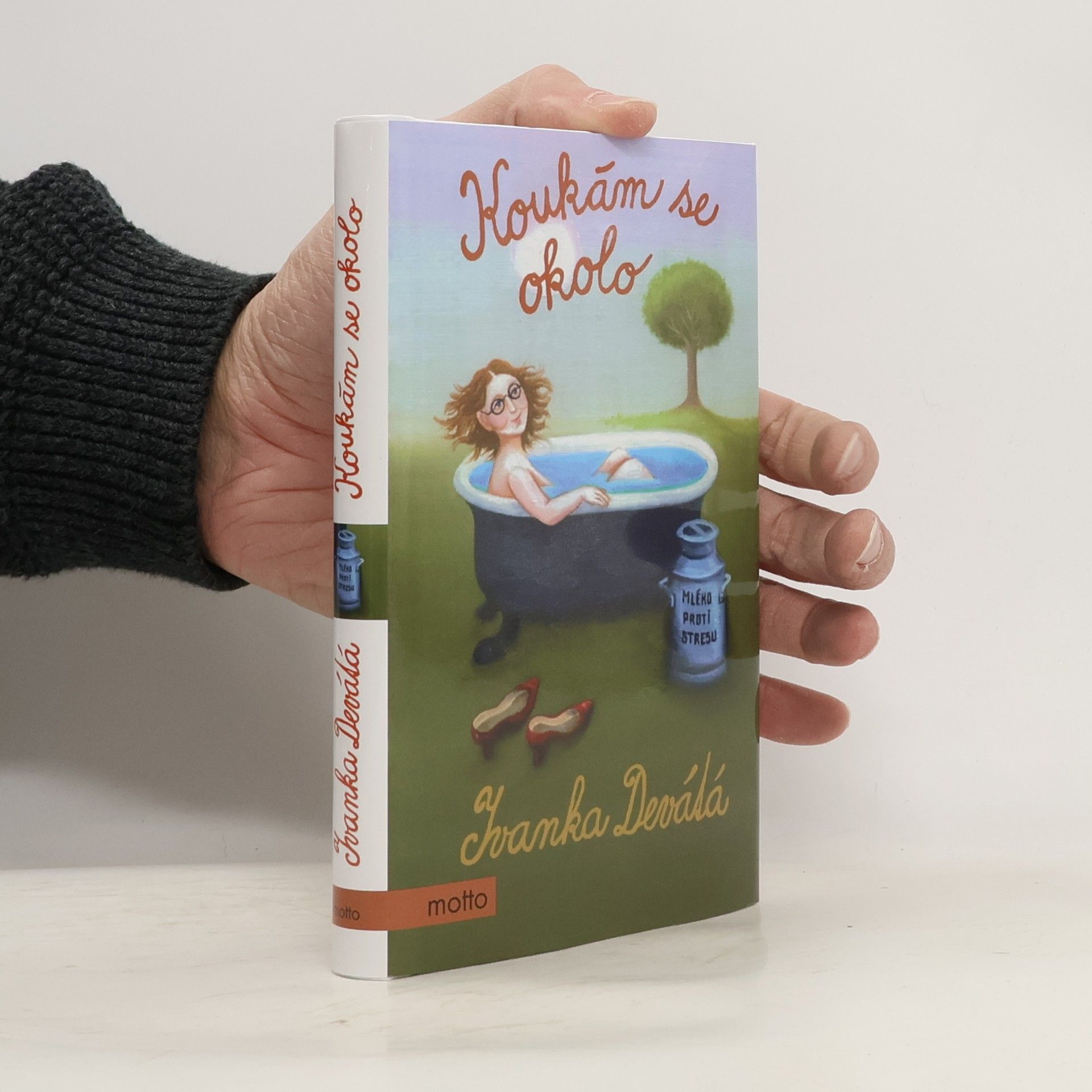 Ivanka Devátá Koukám se okolo