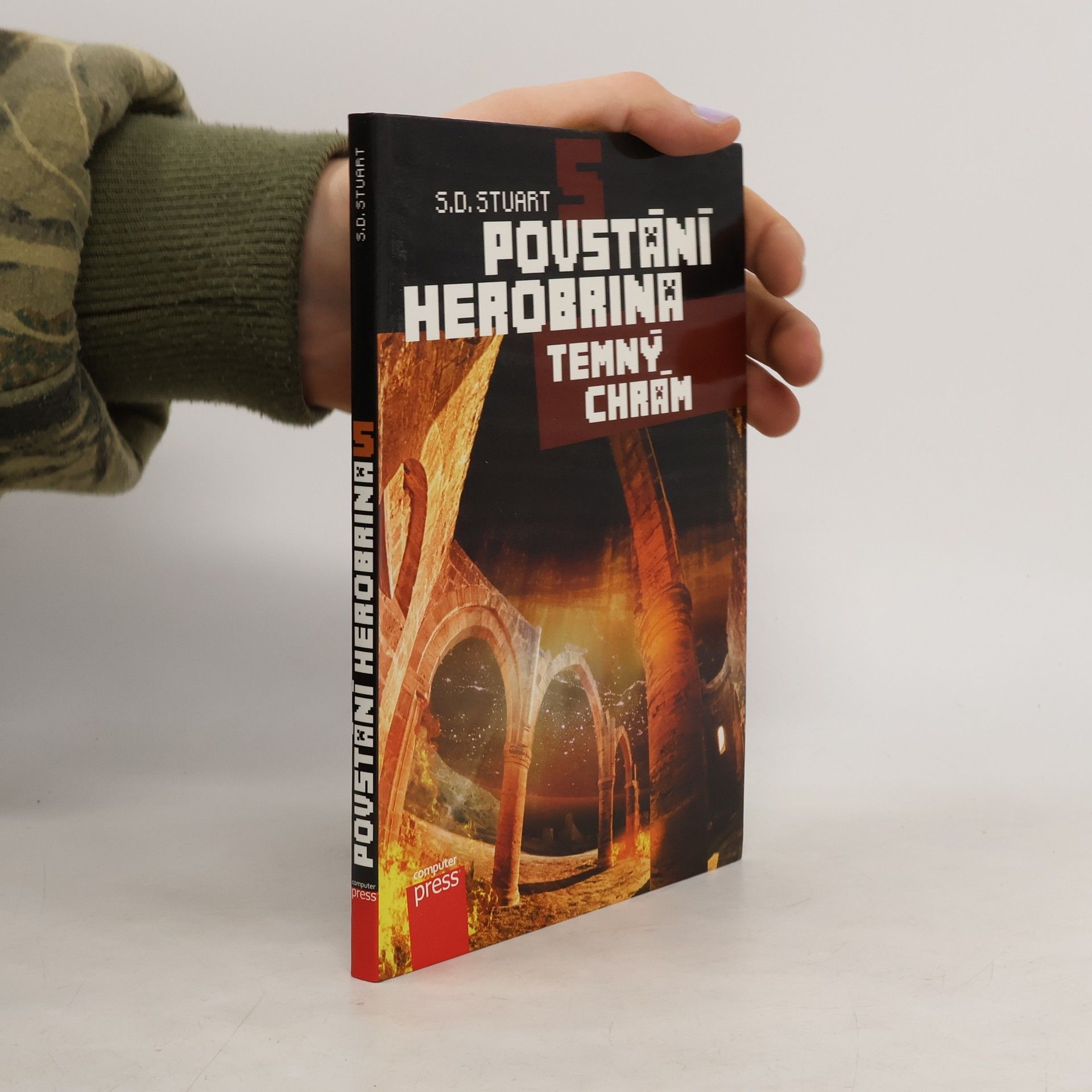 Povstání Herobrina. 5, Temný chrám