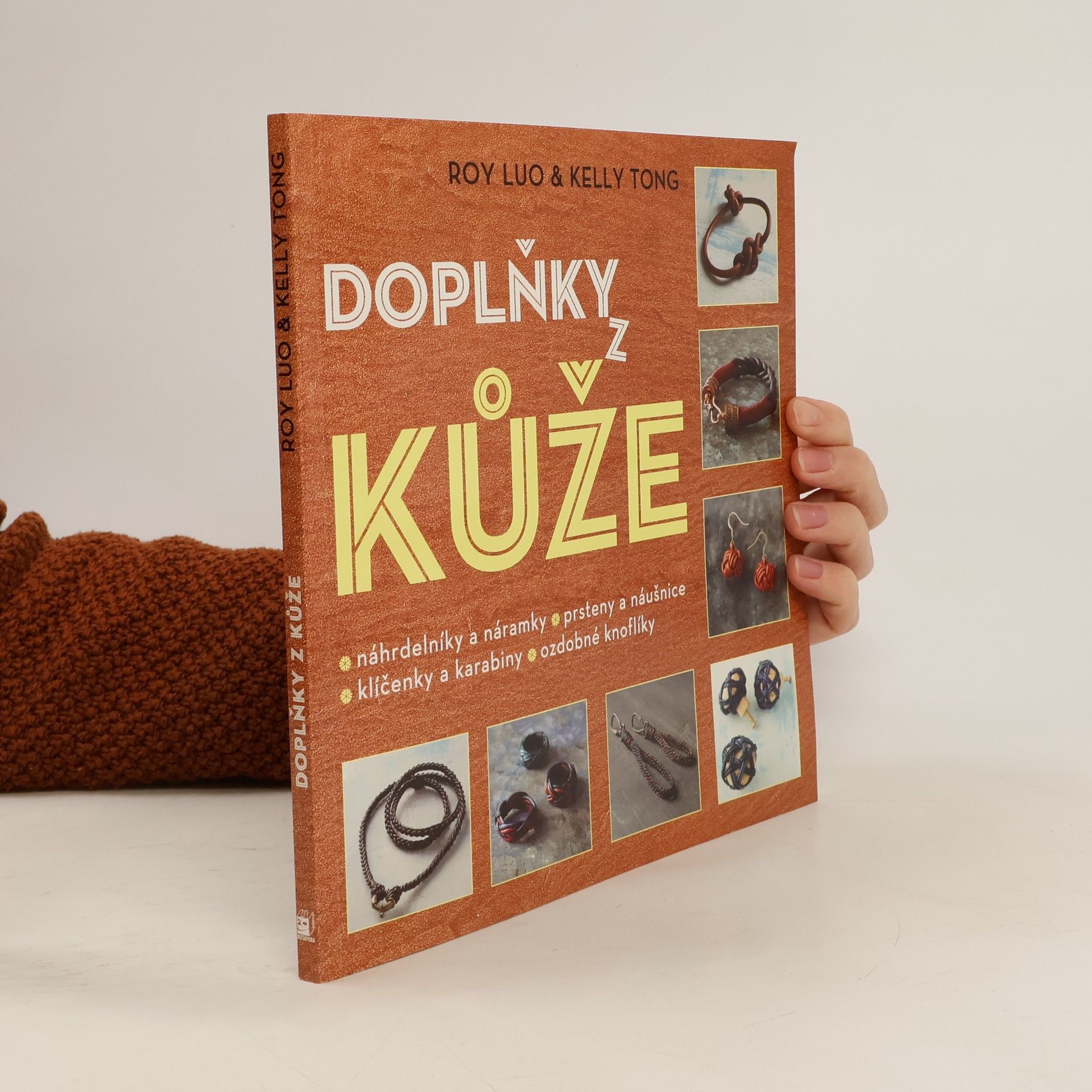 Doplňky z kůže