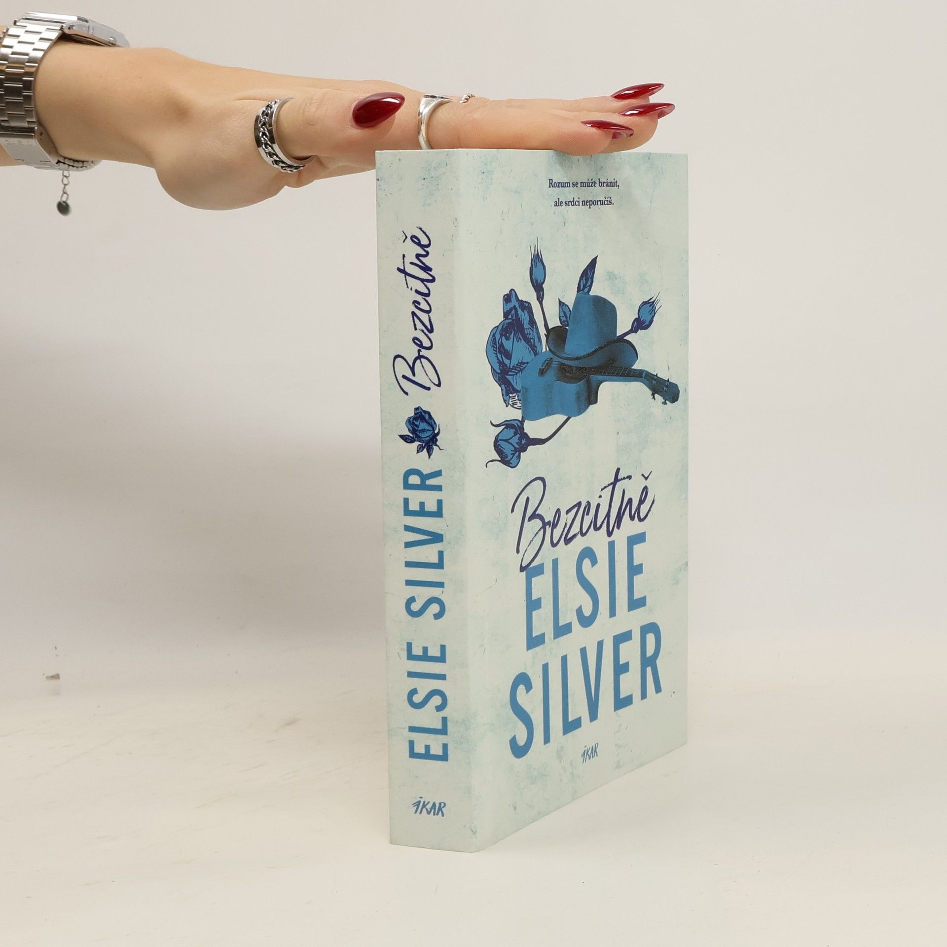 Elsie Silver Bezcitně