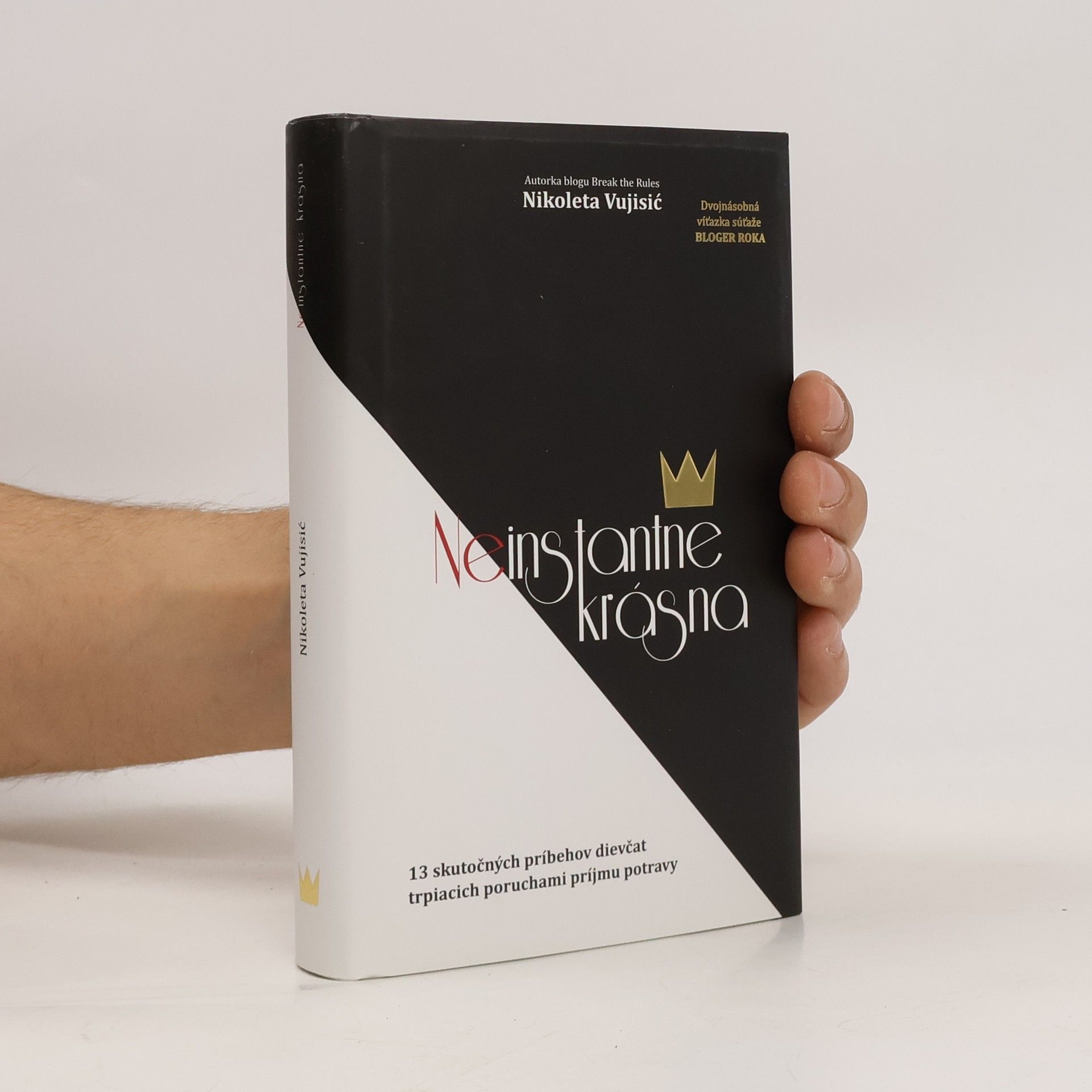 Nikoleta Vujisić Neinstantne krásna