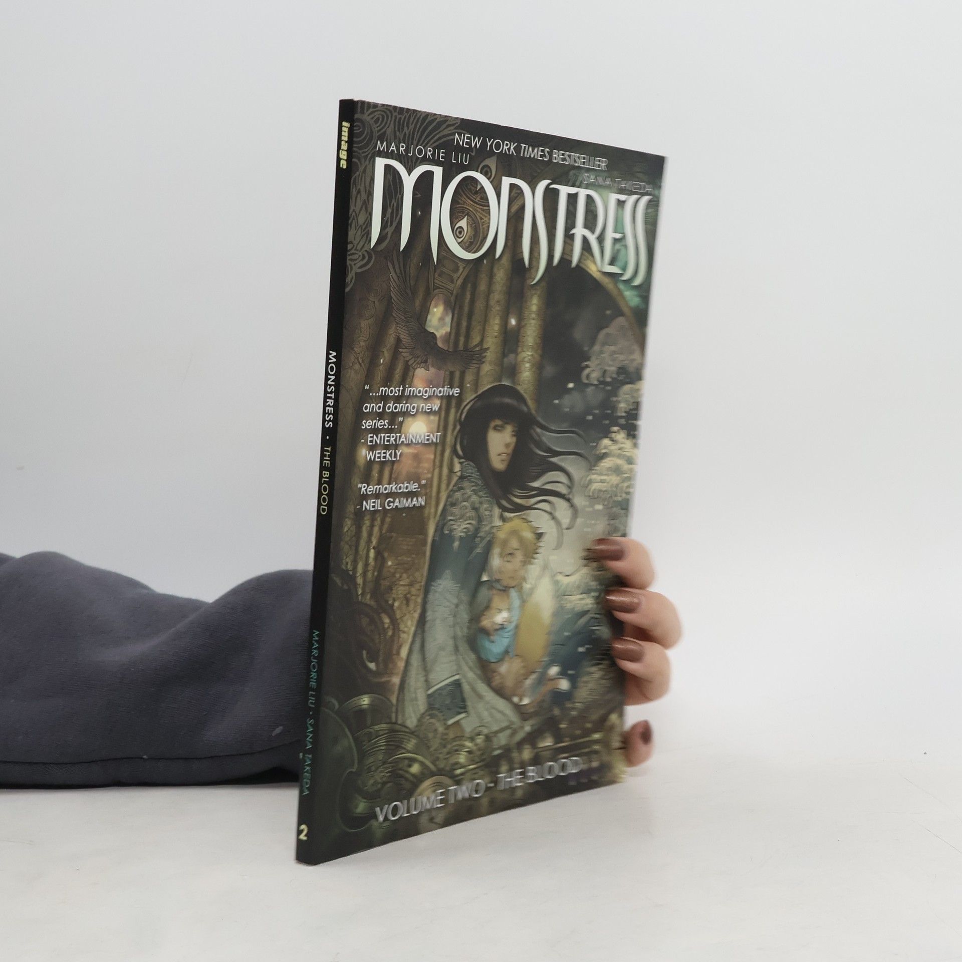 Marjorie Liu Monstress. The blood (Volume 2)