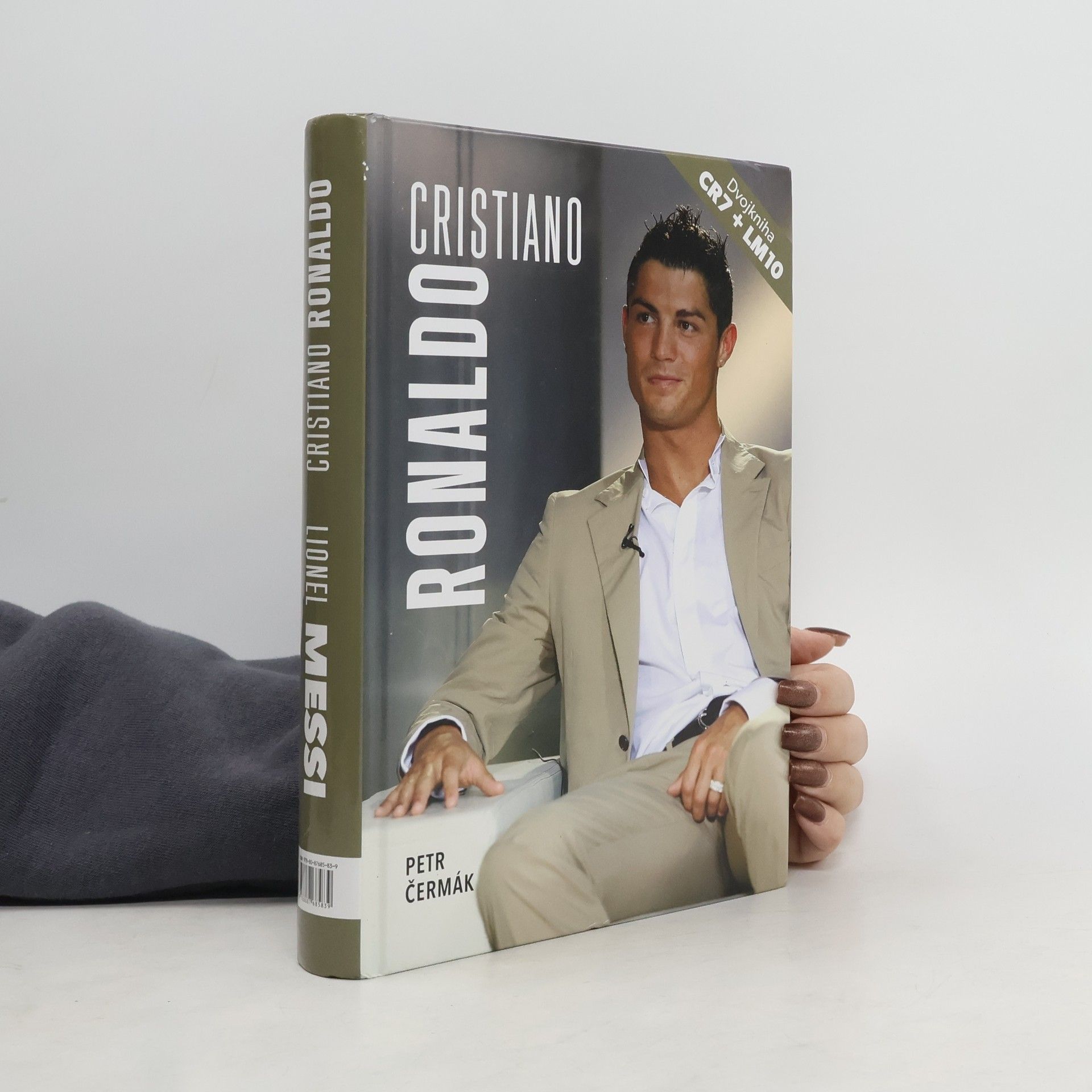 Cristiano Ronaldo. Lionel Messi