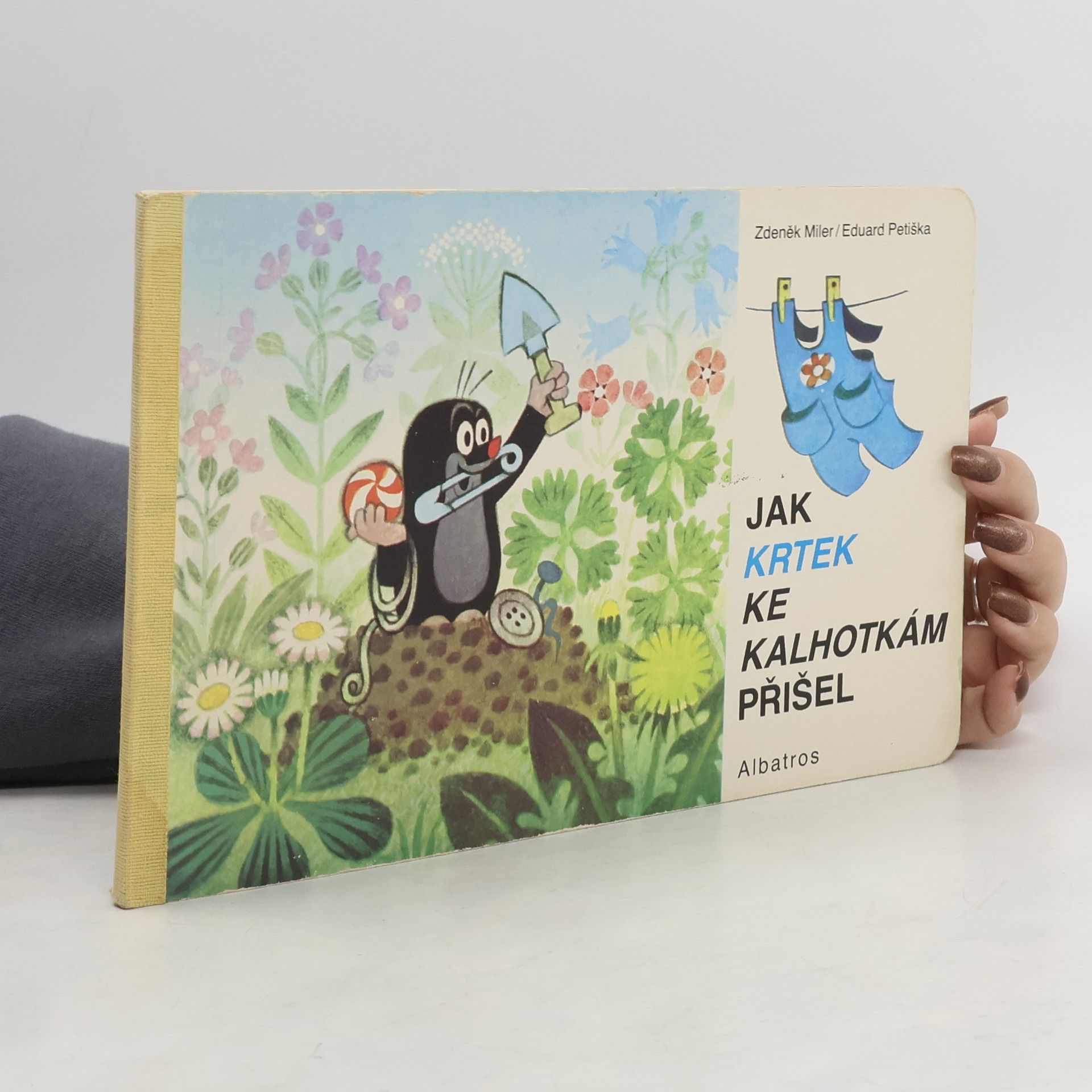 Eduard Petiška Jak Krtek ke kalhotkám přišel