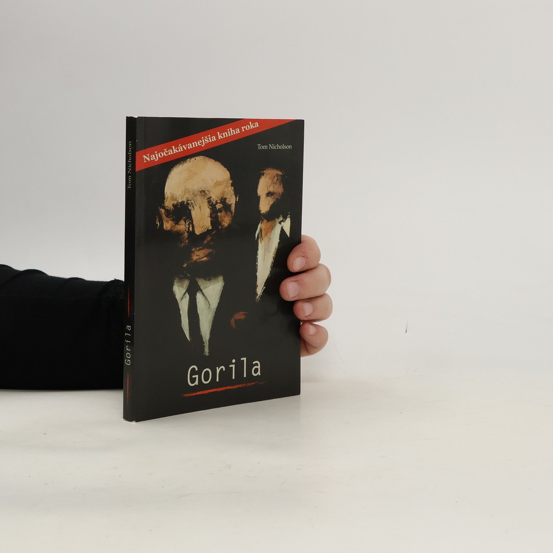 Tom Nicholson Gorila