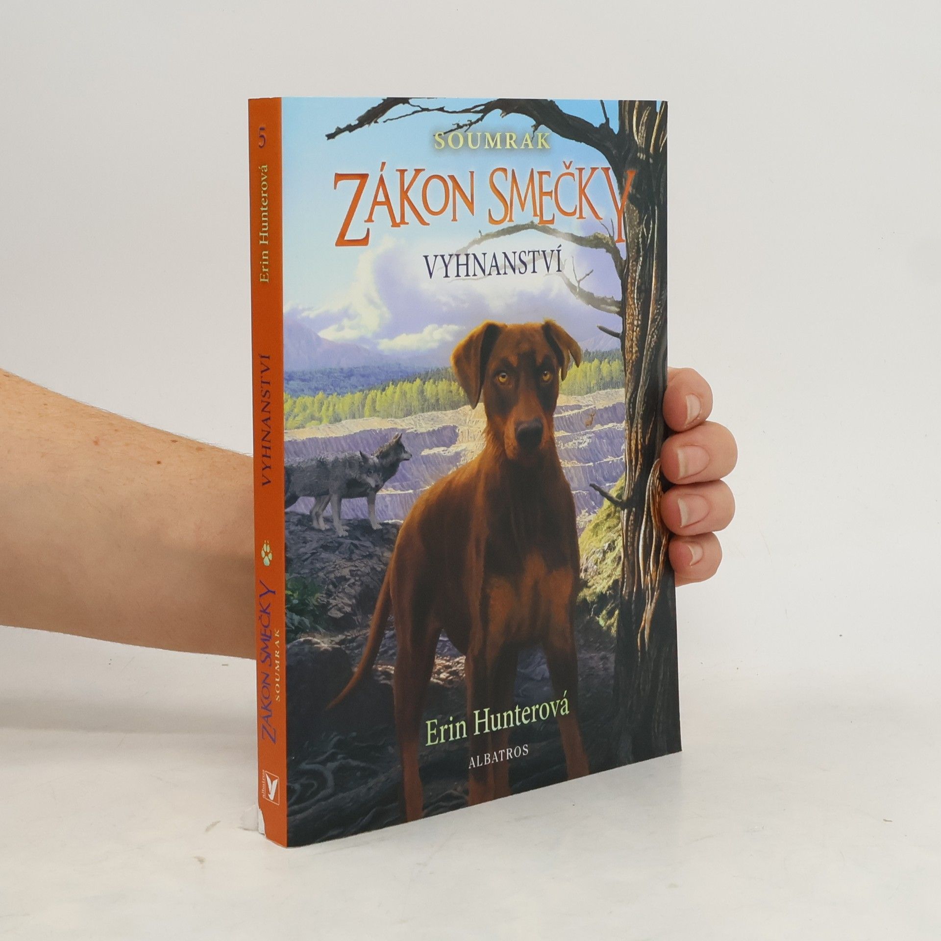 Erin Hunter Vyhnanství