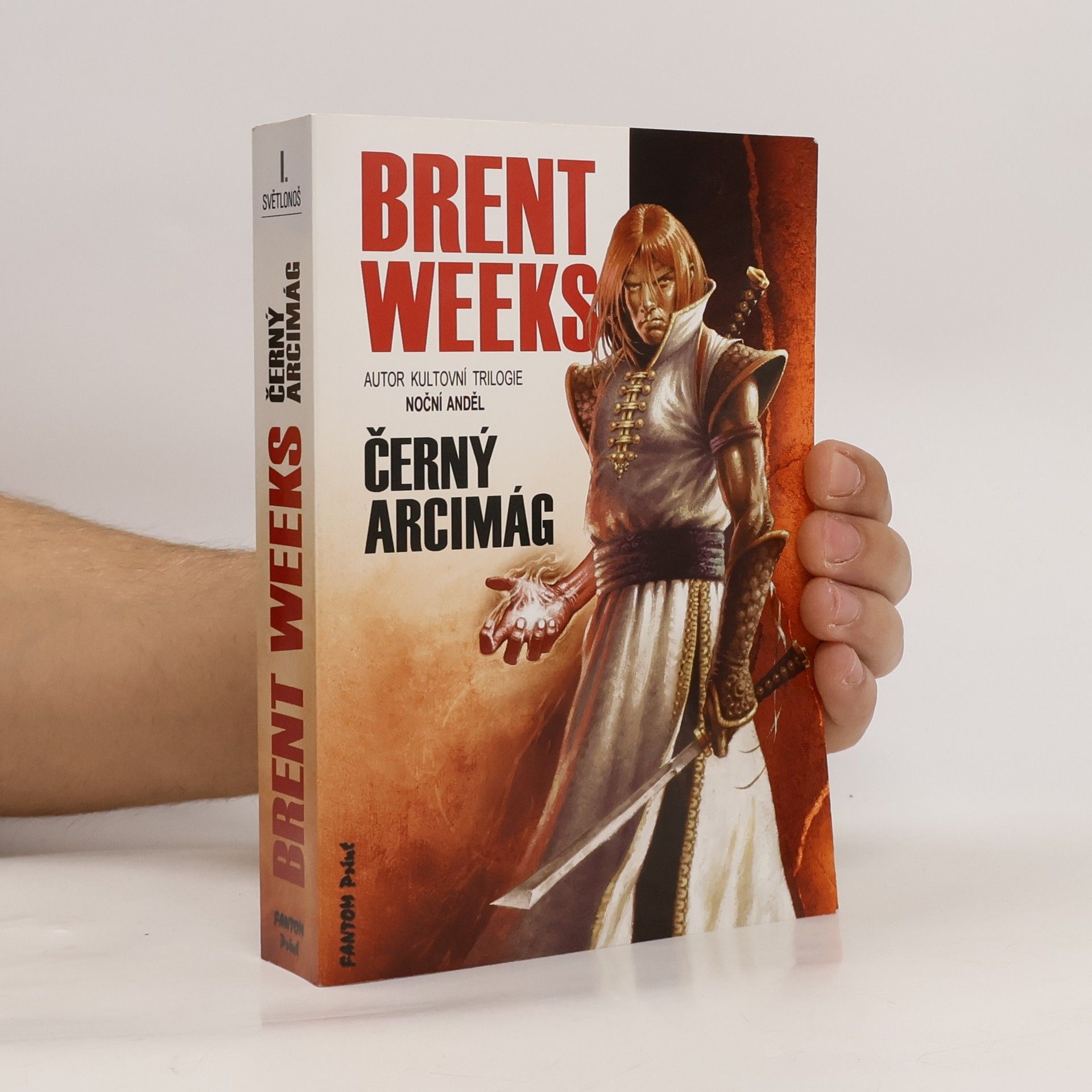 Brent Weeks Černý arcimág