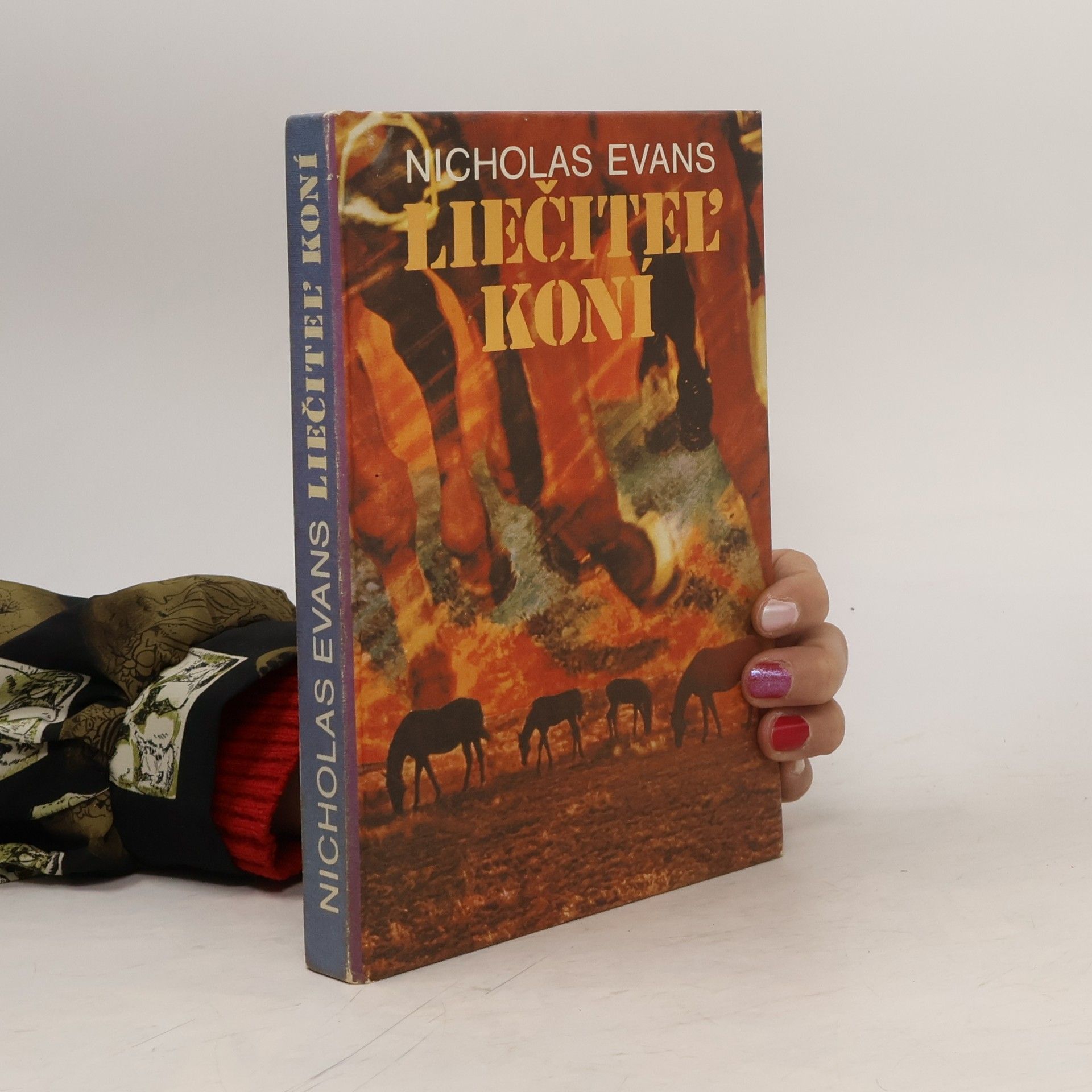 Nicholas Evans Liečiteľ koní