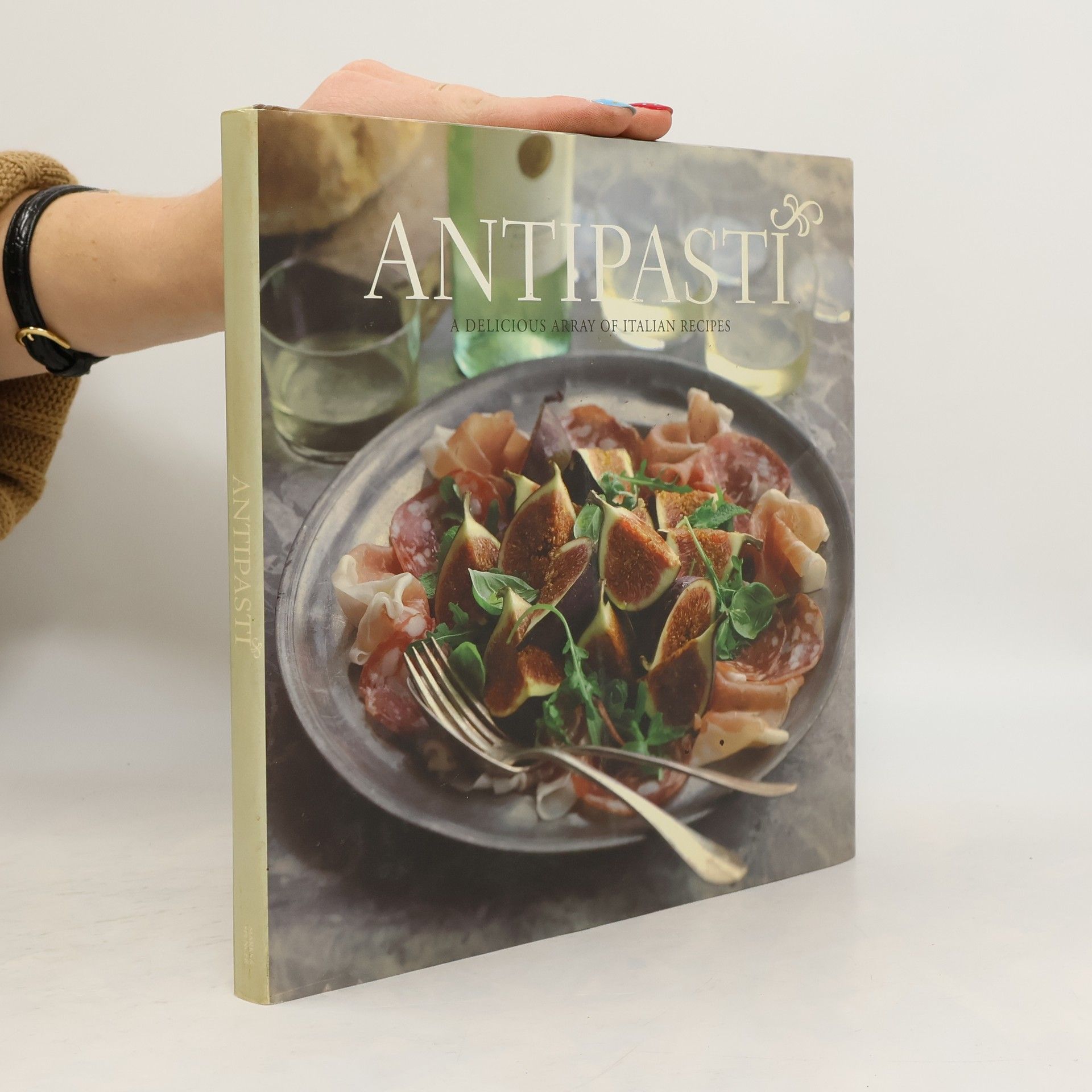 AA.VV. Antipasti: a delicious array of Italian recipes