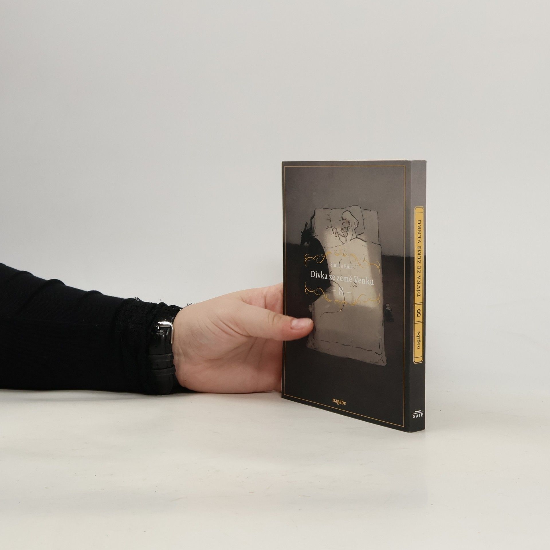 Nagabe Dívka ze země Venku : Siúil, a Rún. 8