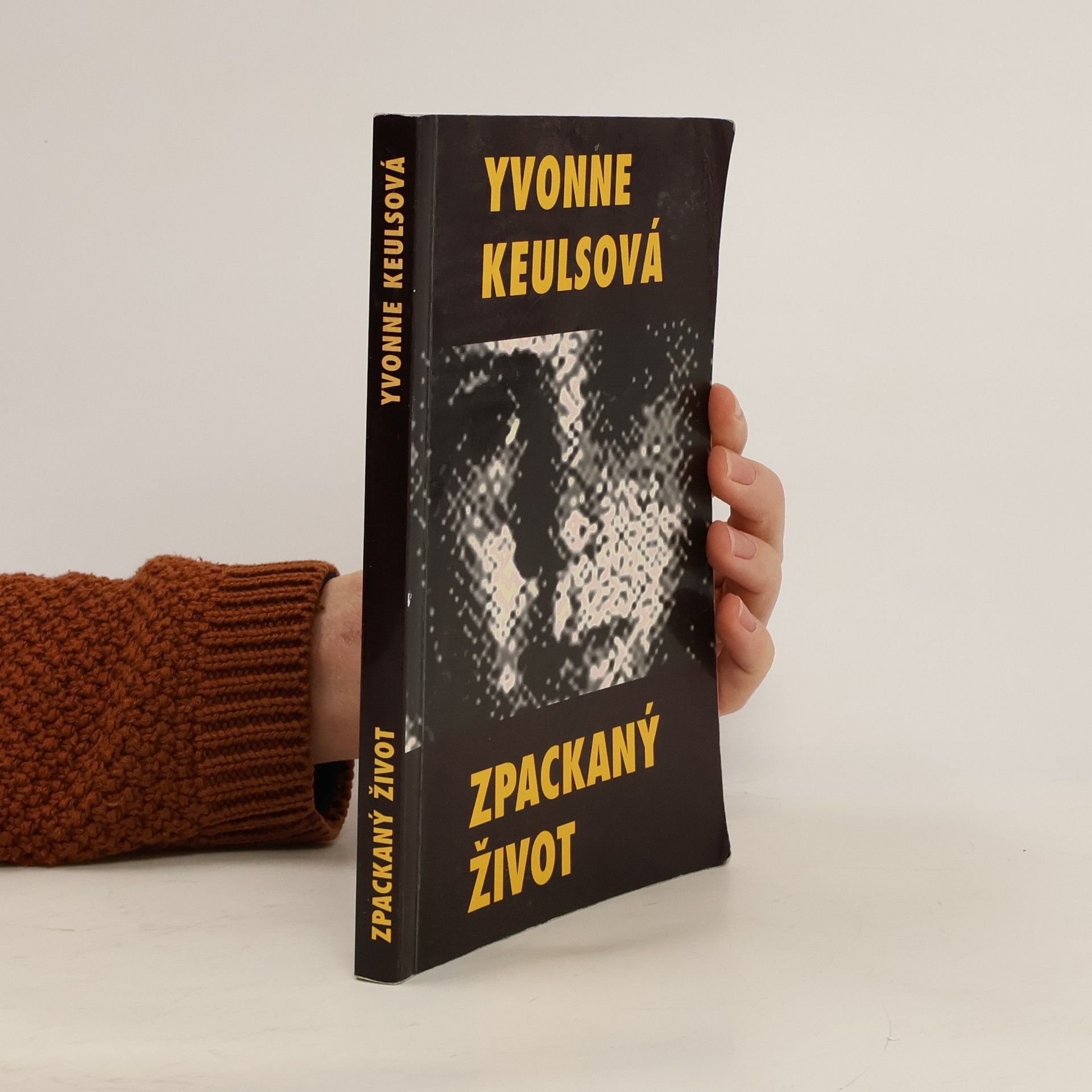 Yvonne Keuls Zpackaný život