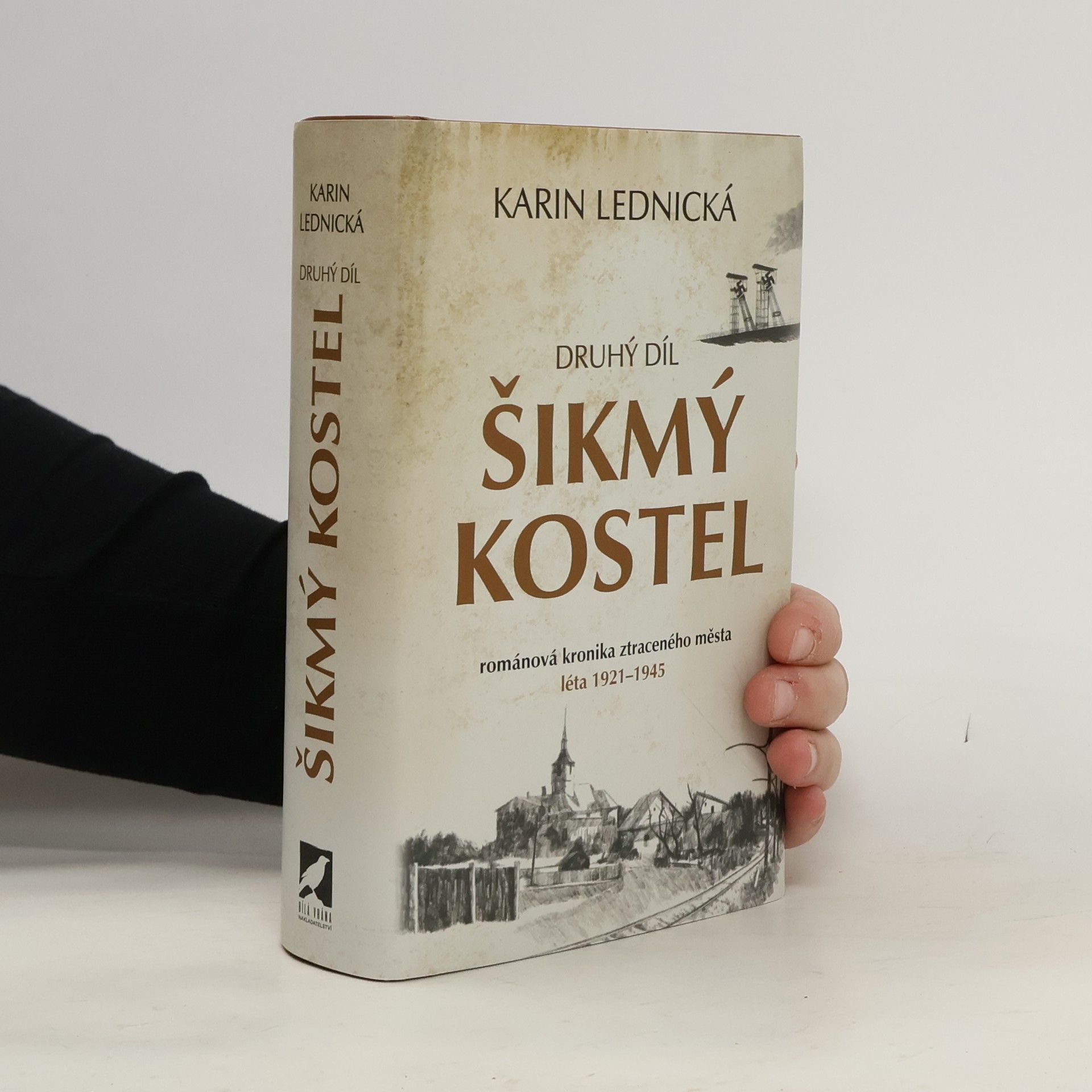 Karin Lednická Šikmý kostel 2