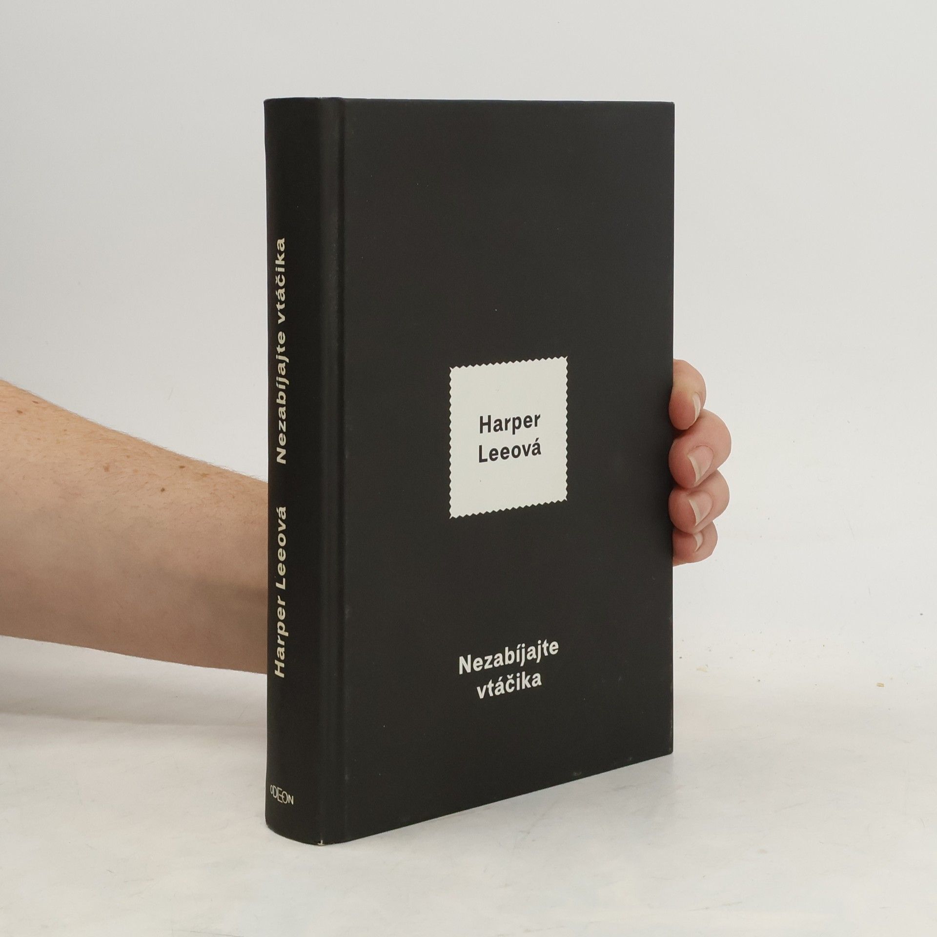 Harper Lee Nezabíjajte vtáčika