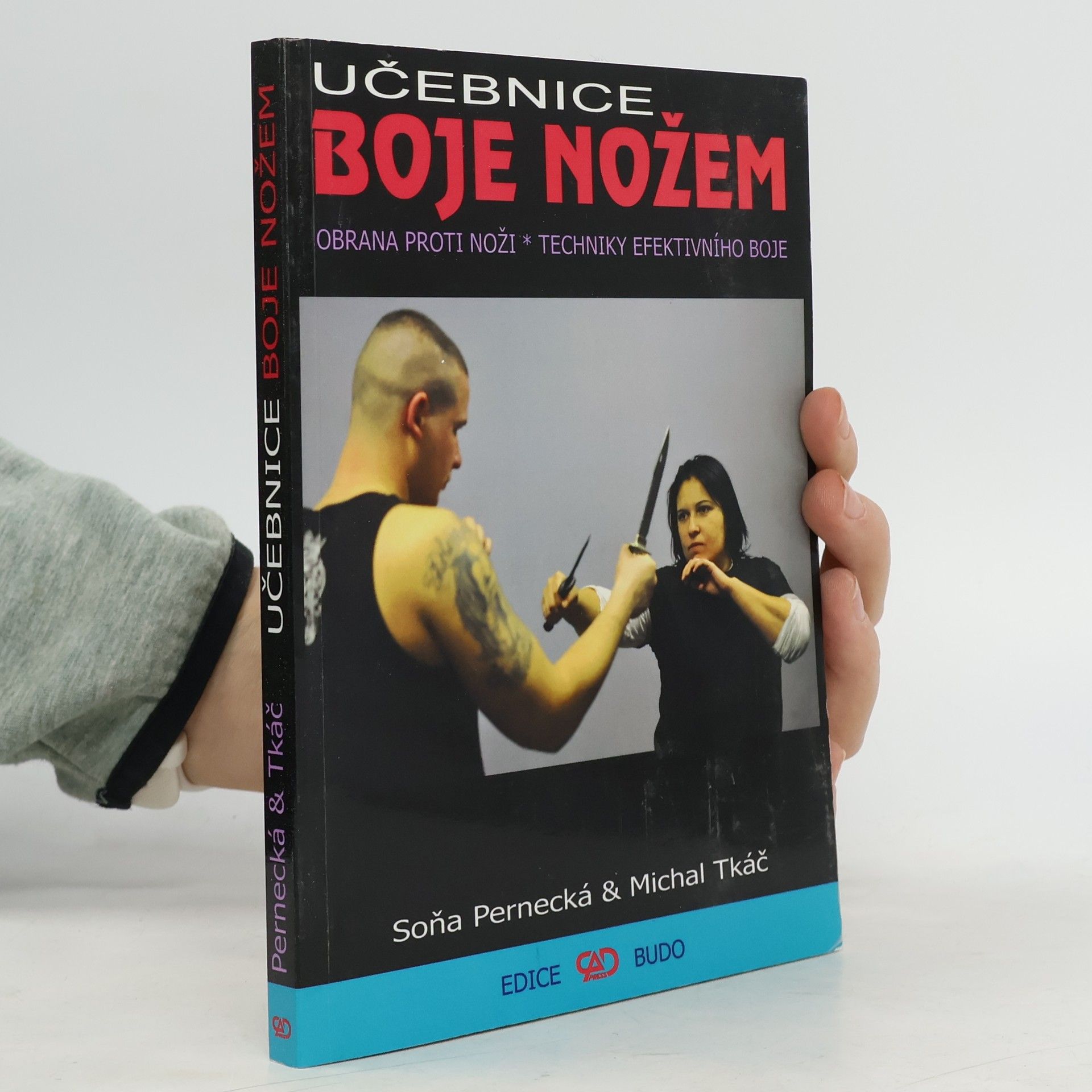 Soňa Pernecká Učebnice boje nožem