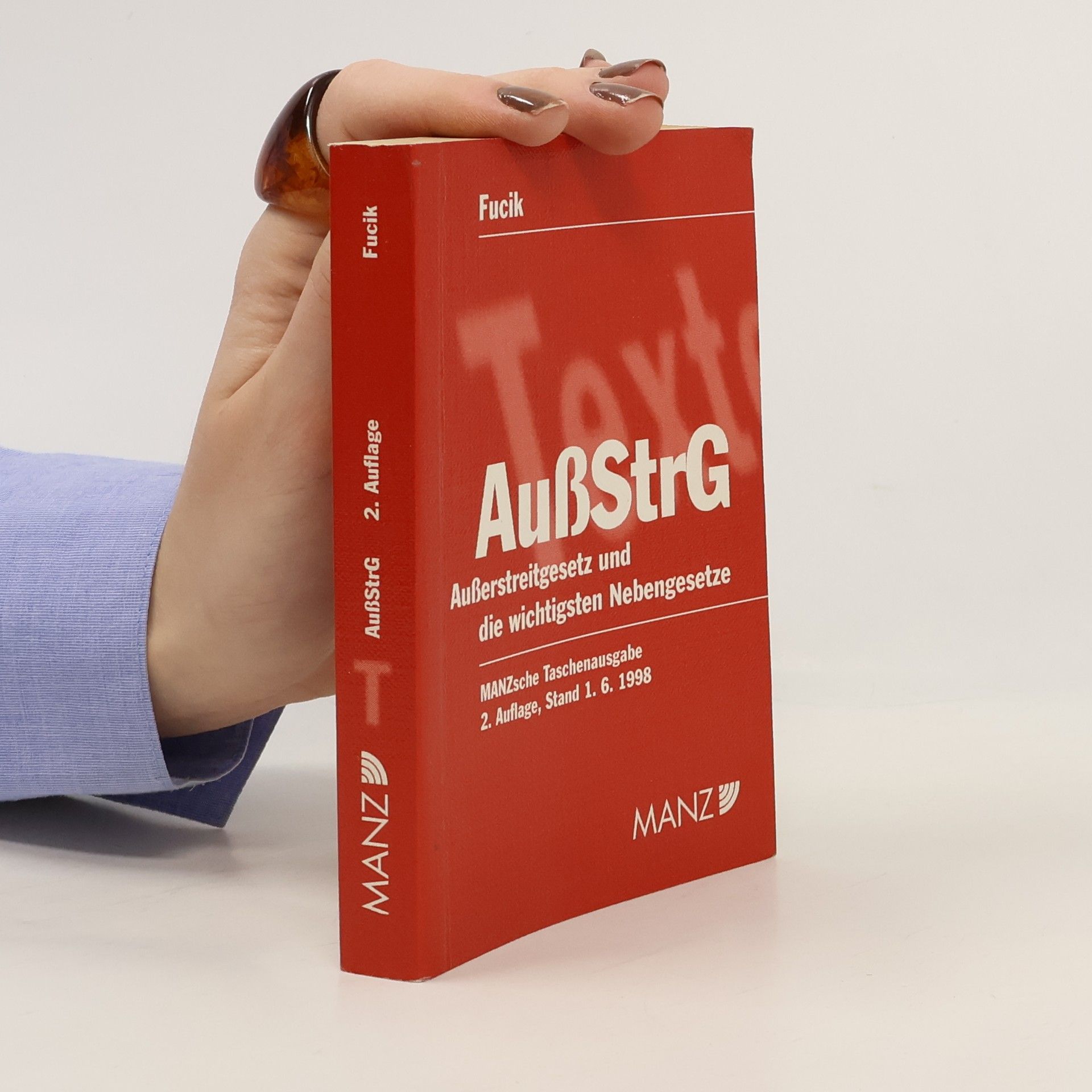 Robert Fucik Außerstreitgesetz