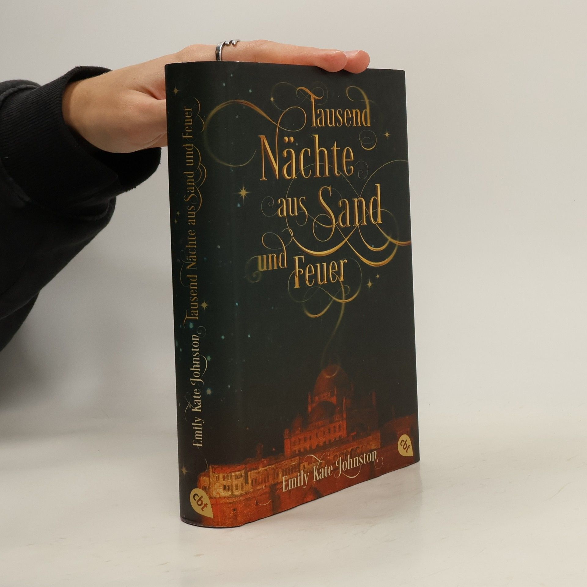 E. K. Johnston Tausend Nächte aus Sand und Feuer