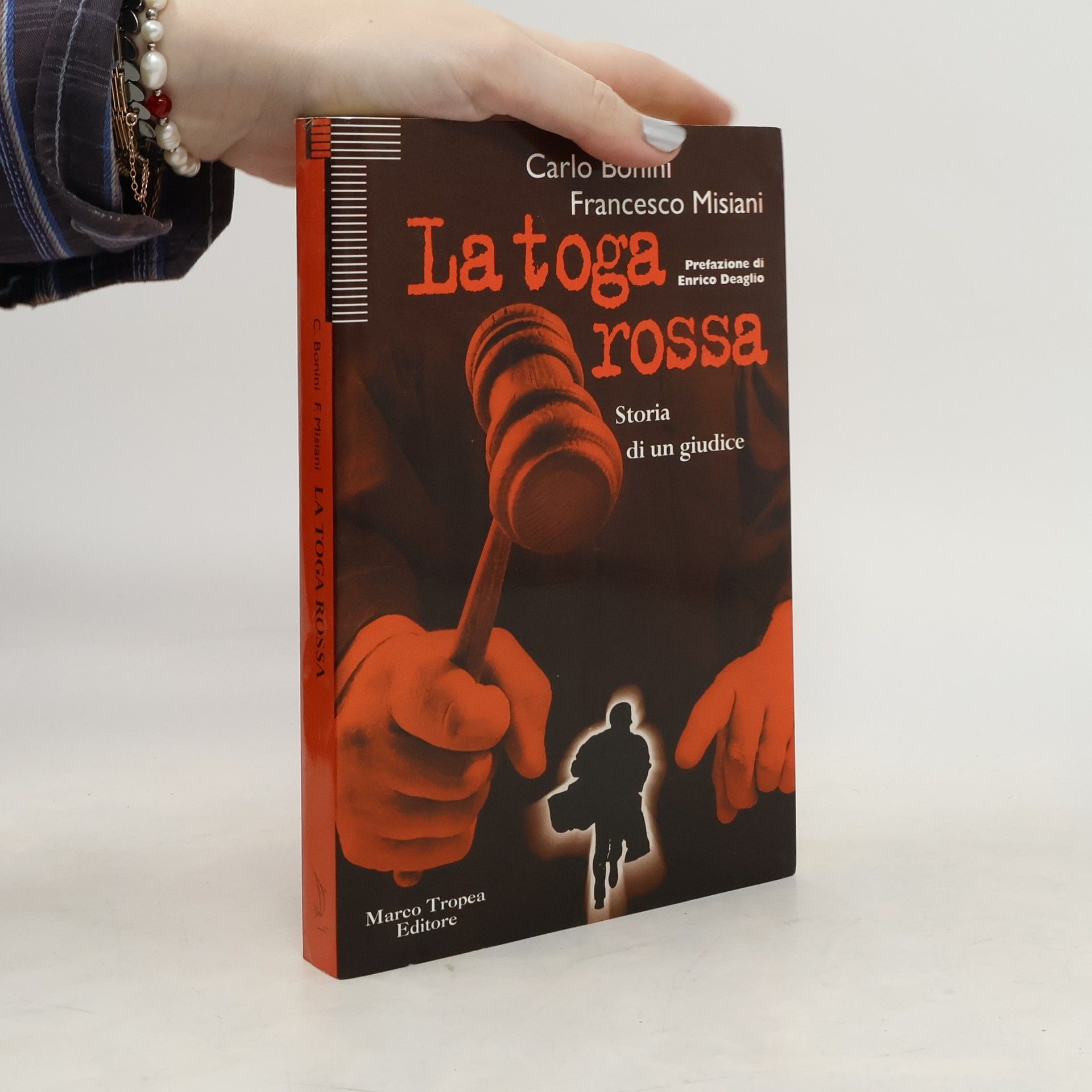 La toga rossa