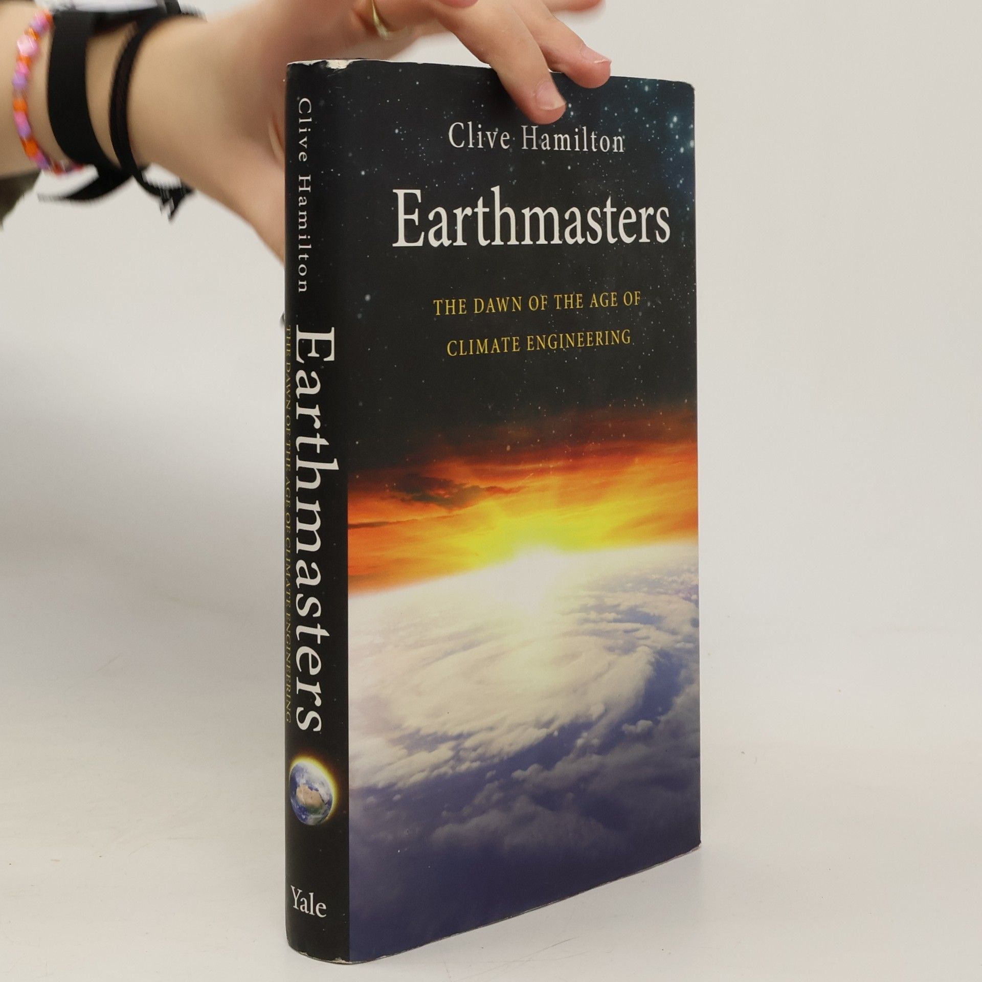 Clive Hamilton Earthmasters