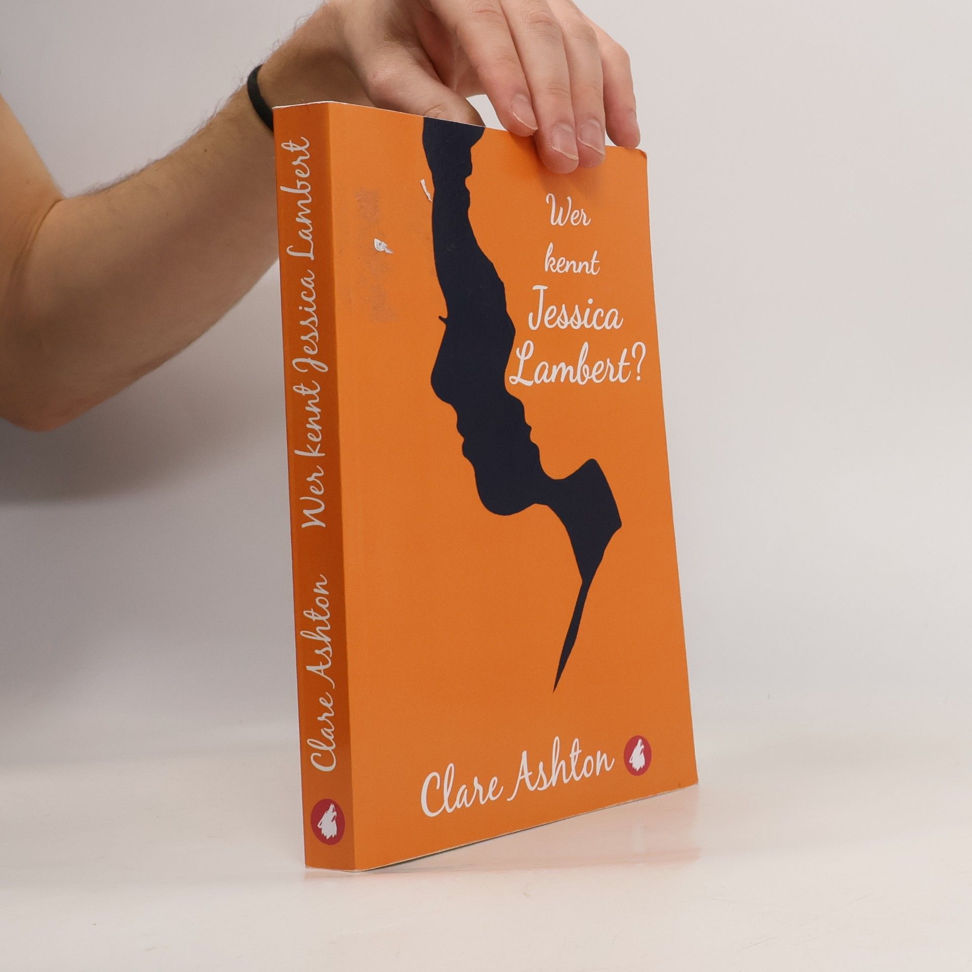 Clare Ashton Wer kennt Jessica Lambert?