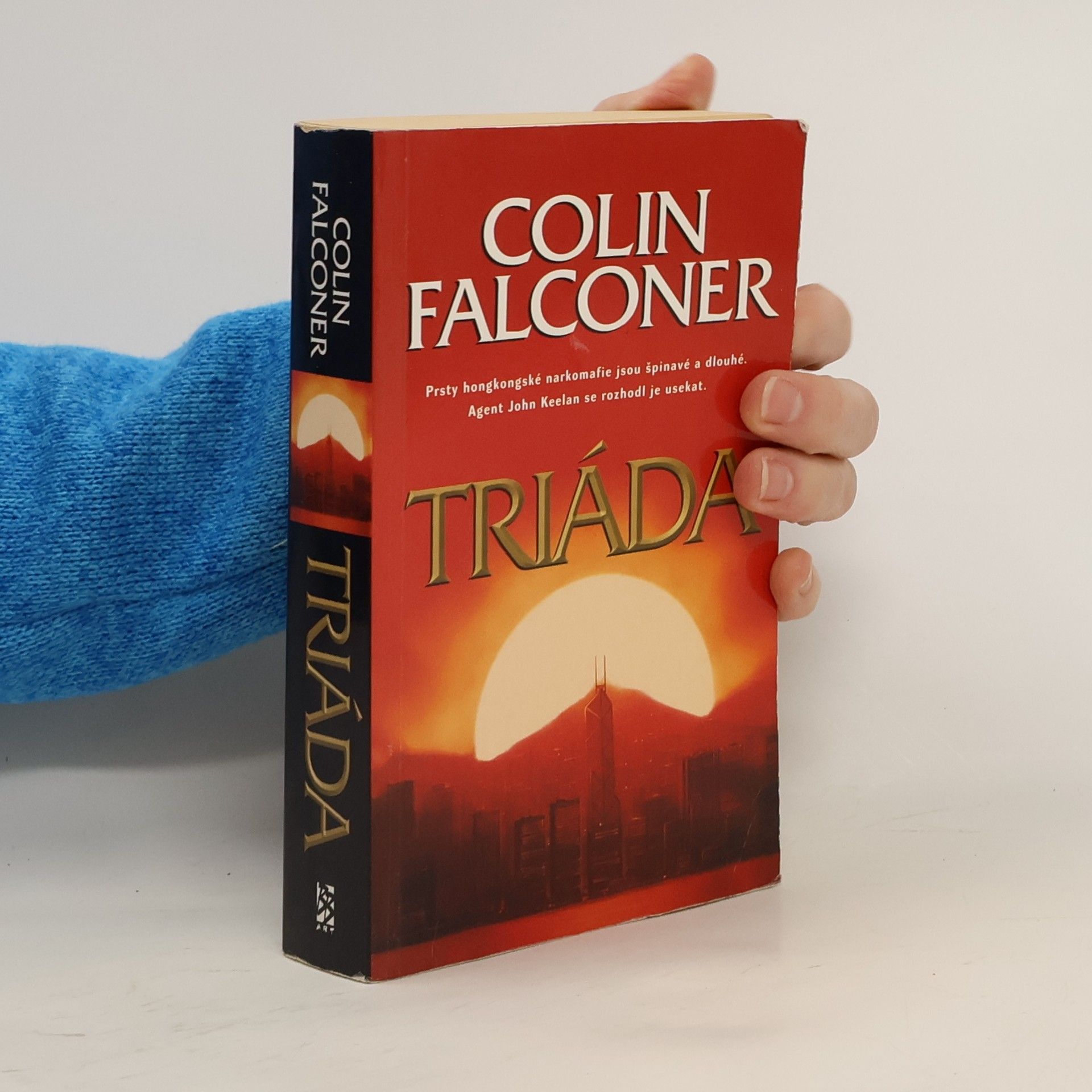 Colin Falconer Triáda