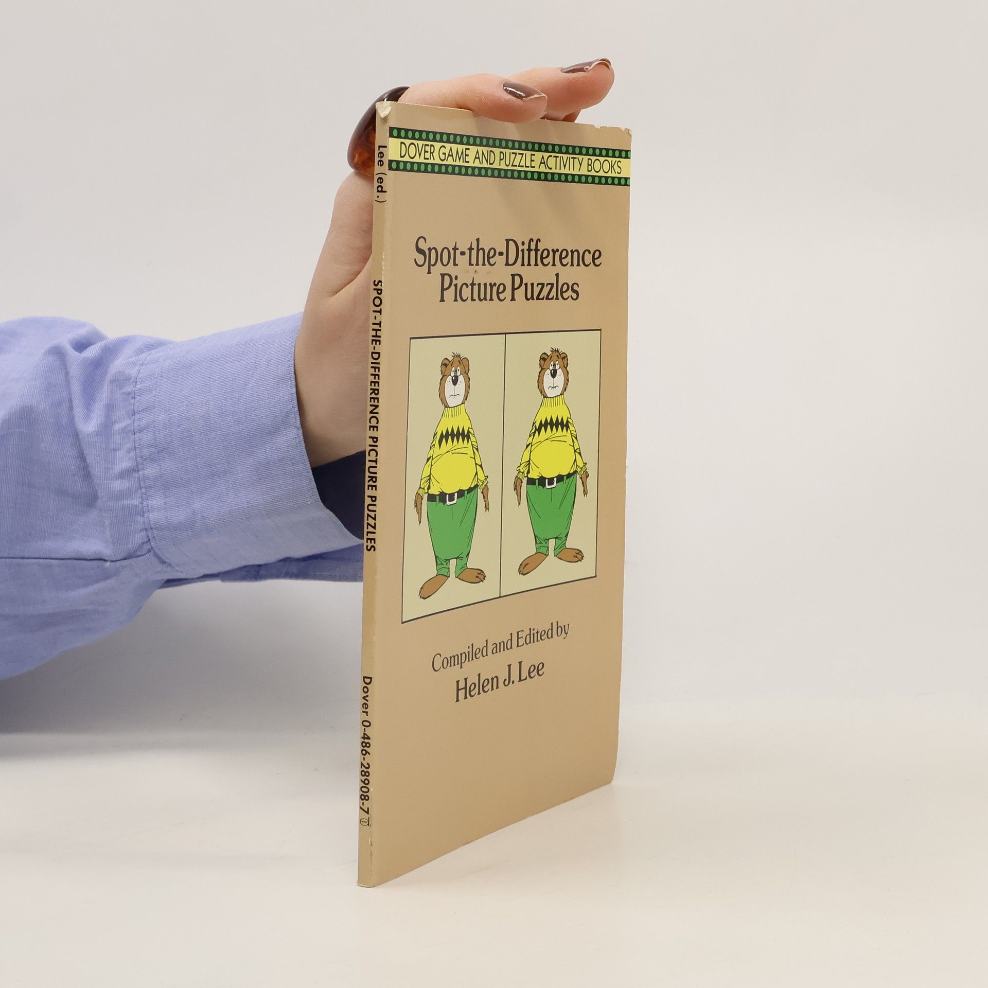 Helen J. Lee Spot-the-Difference Picture Puzzles